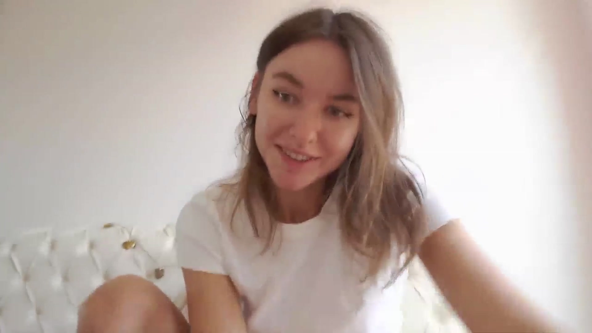 Gallery image thumbnail from Dreamloverrr's myfreecams stream on, 10/04/2023, 10:55 image 15 of 20