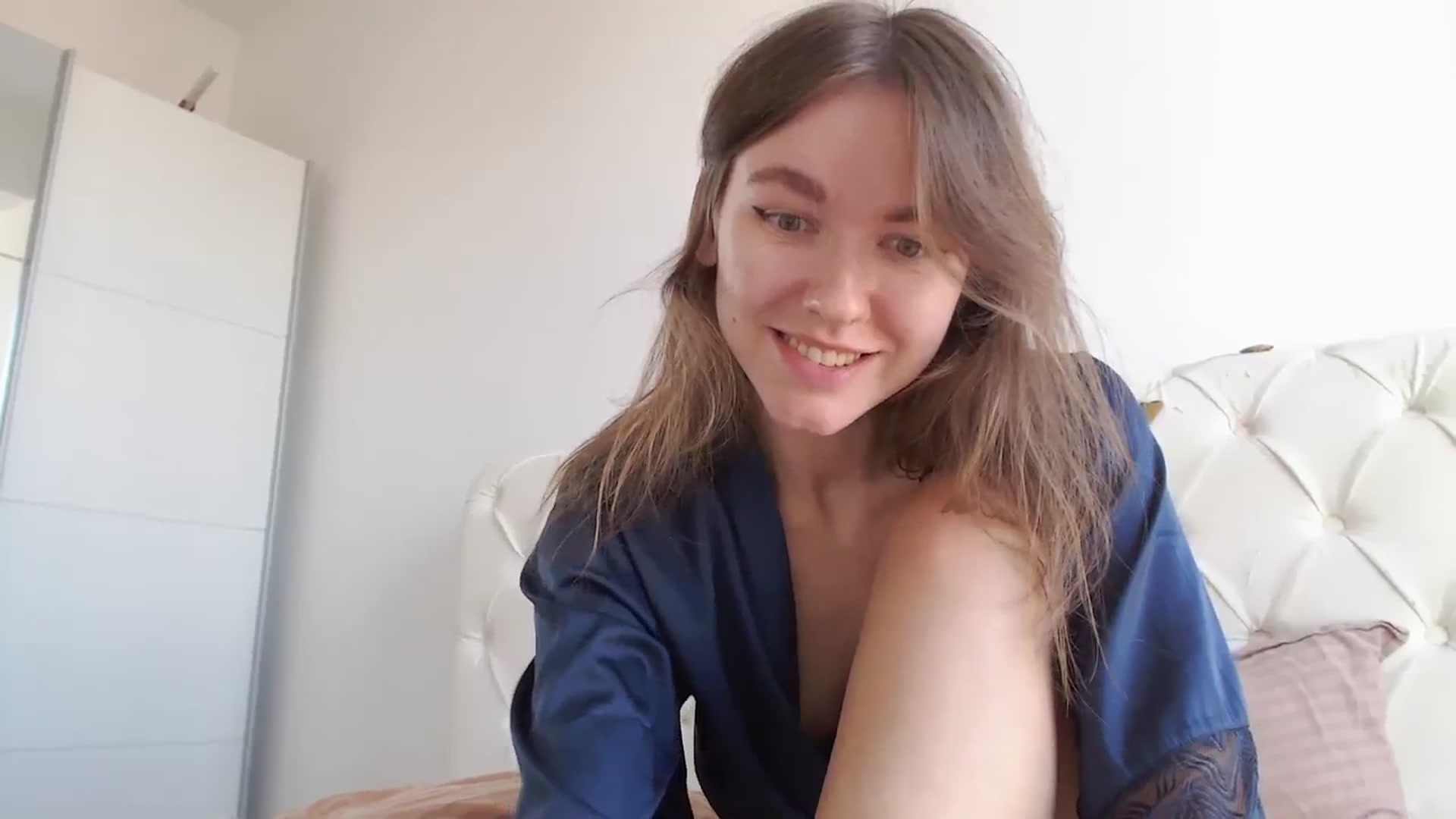 Gallery image thumbnail from Dreamloverrr's myfreecams stream on, 10/29/2023, 13:54 image 19 of 20
