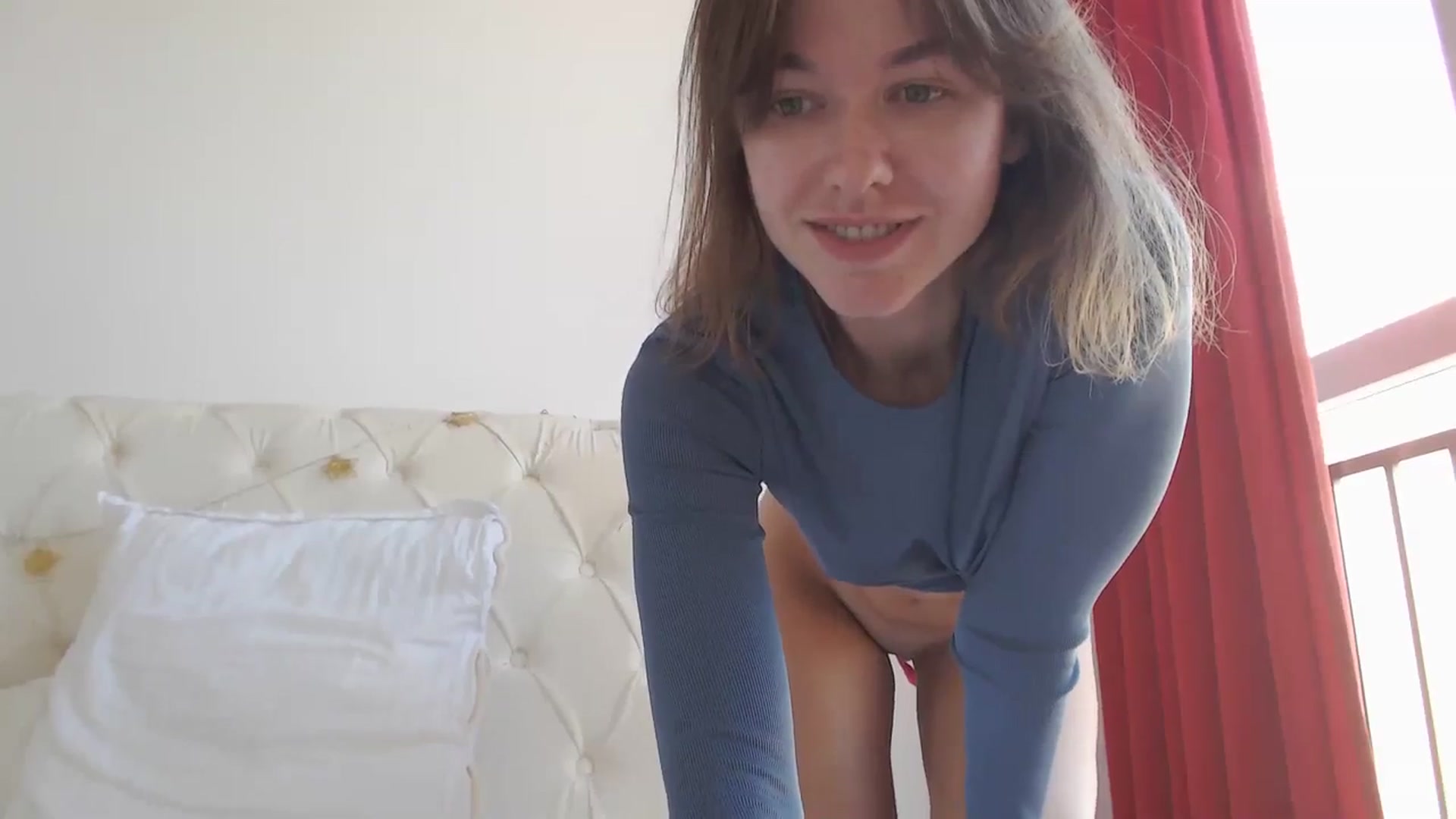 Gallery image thumbnail from Dreamloverrr's myfreecams stream on, 11/19/2023, 14:01 image 12 of 20
