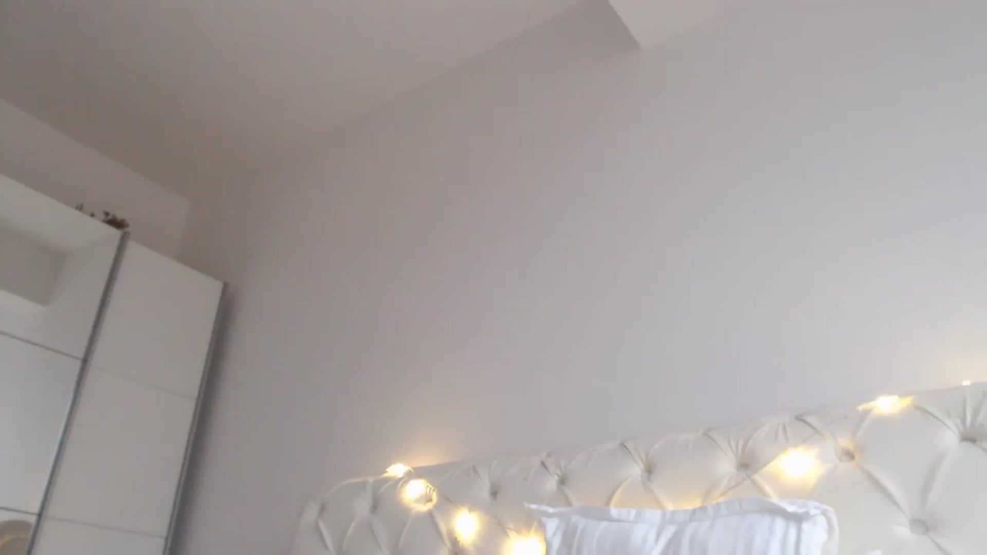 Gallery image thumbnail from Dreamloverrr's myfreecams stream on, 11/21/2023, 13:23 image 14 of 20