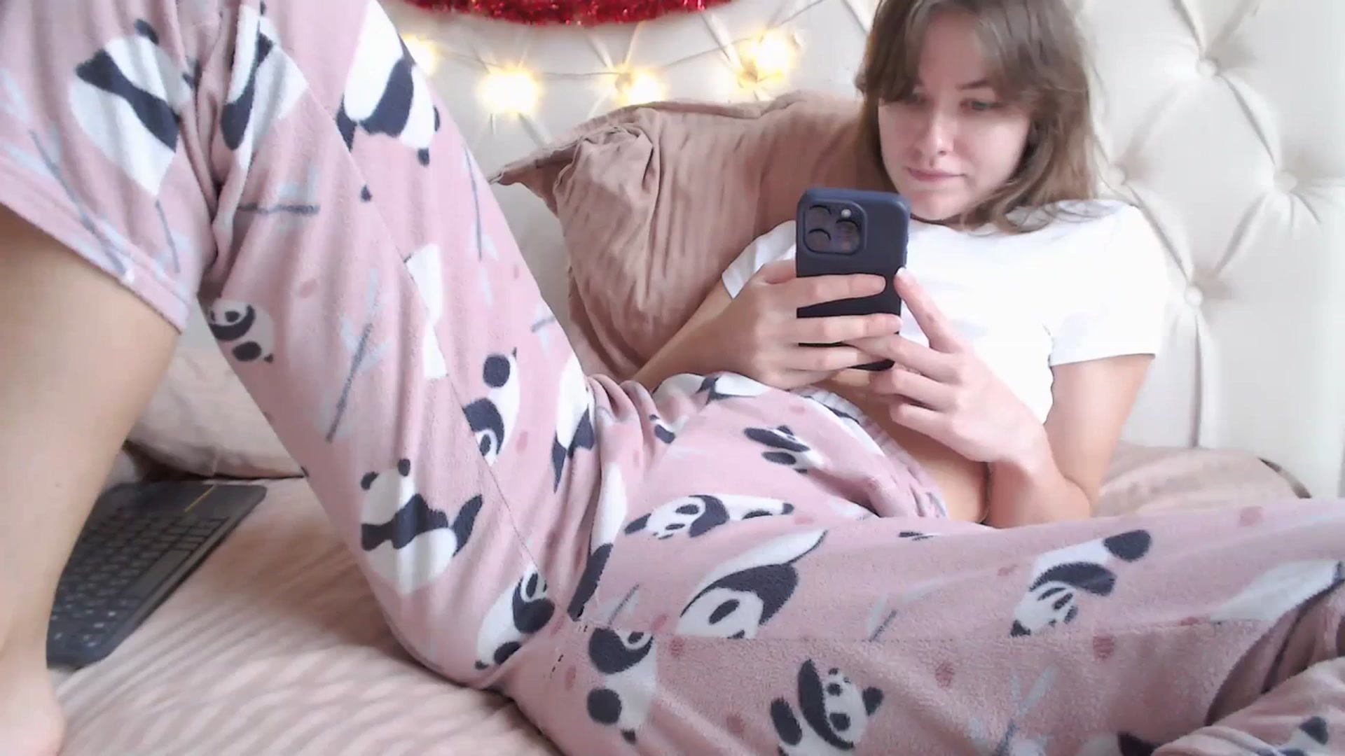 Gallery image thumbnail from Dreamloverrr's myfreecams stream on, 11/30/2023, 13:26 image 15 of 20