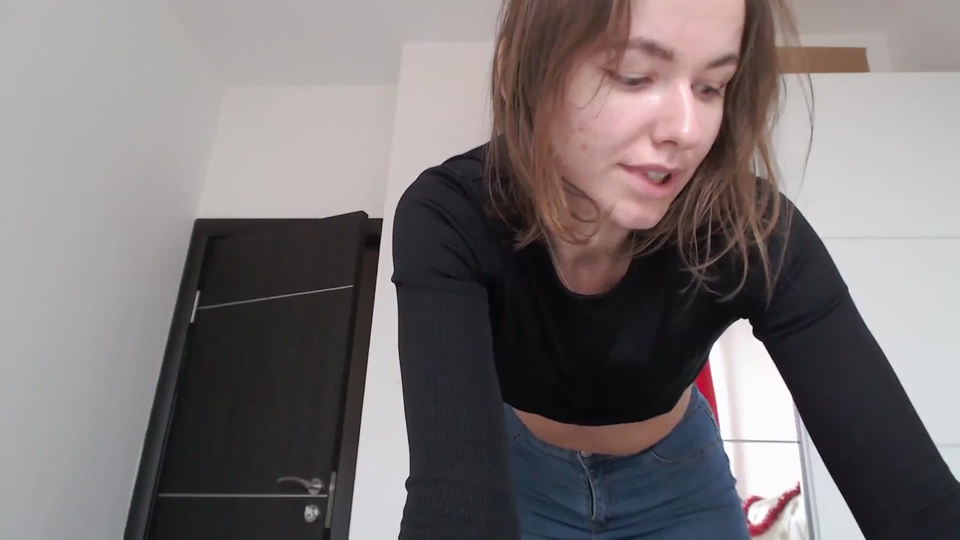 Gallery image thumbnail from Dreamloverrr's myfreecams stream on, 12/20/2023, 13:00 image 16 of 20