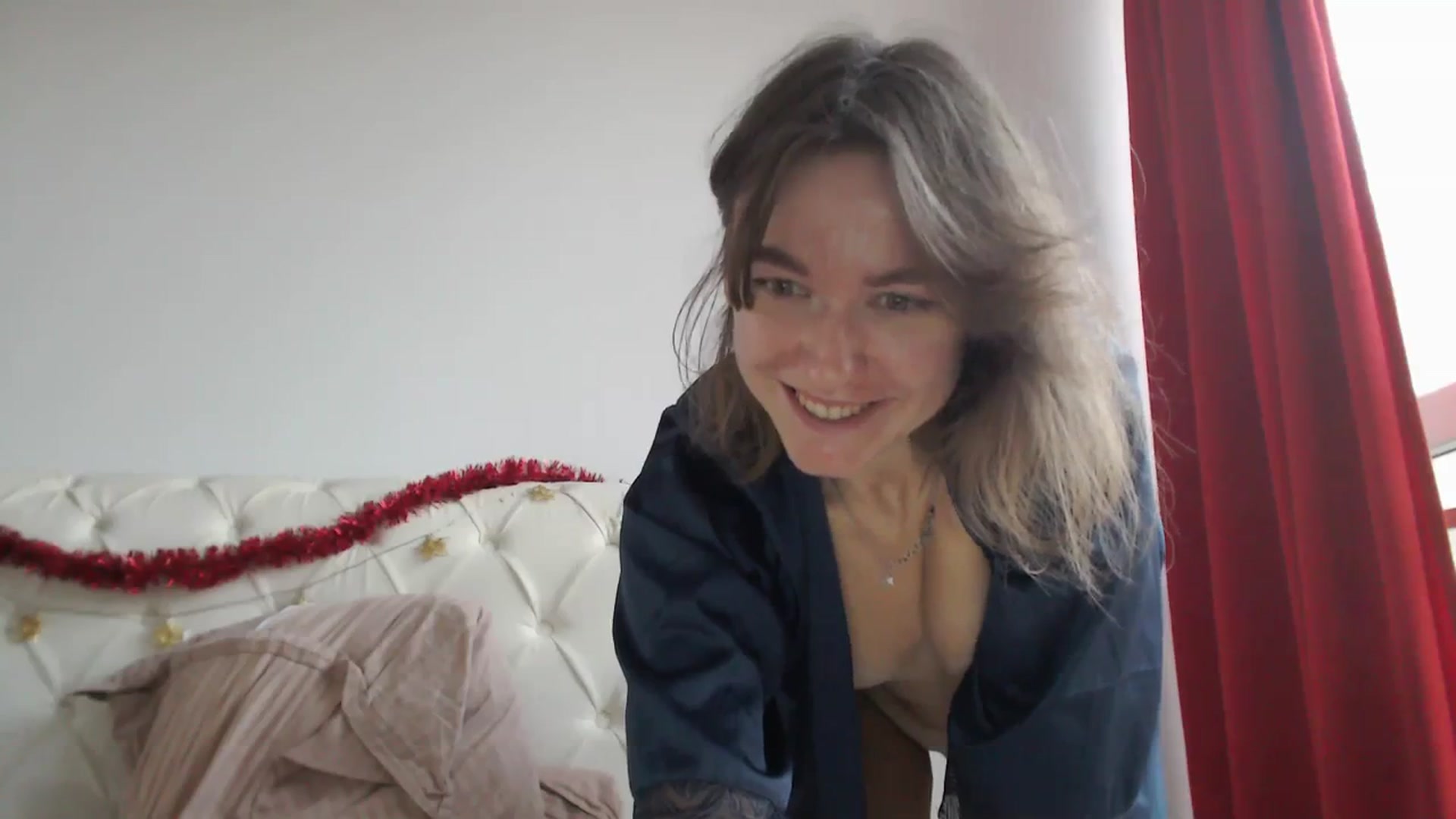 Gallery image thumbnail from Dreamloverrr's myfreecams stream on, 12/27/2023, 15:00 image 20 of 20