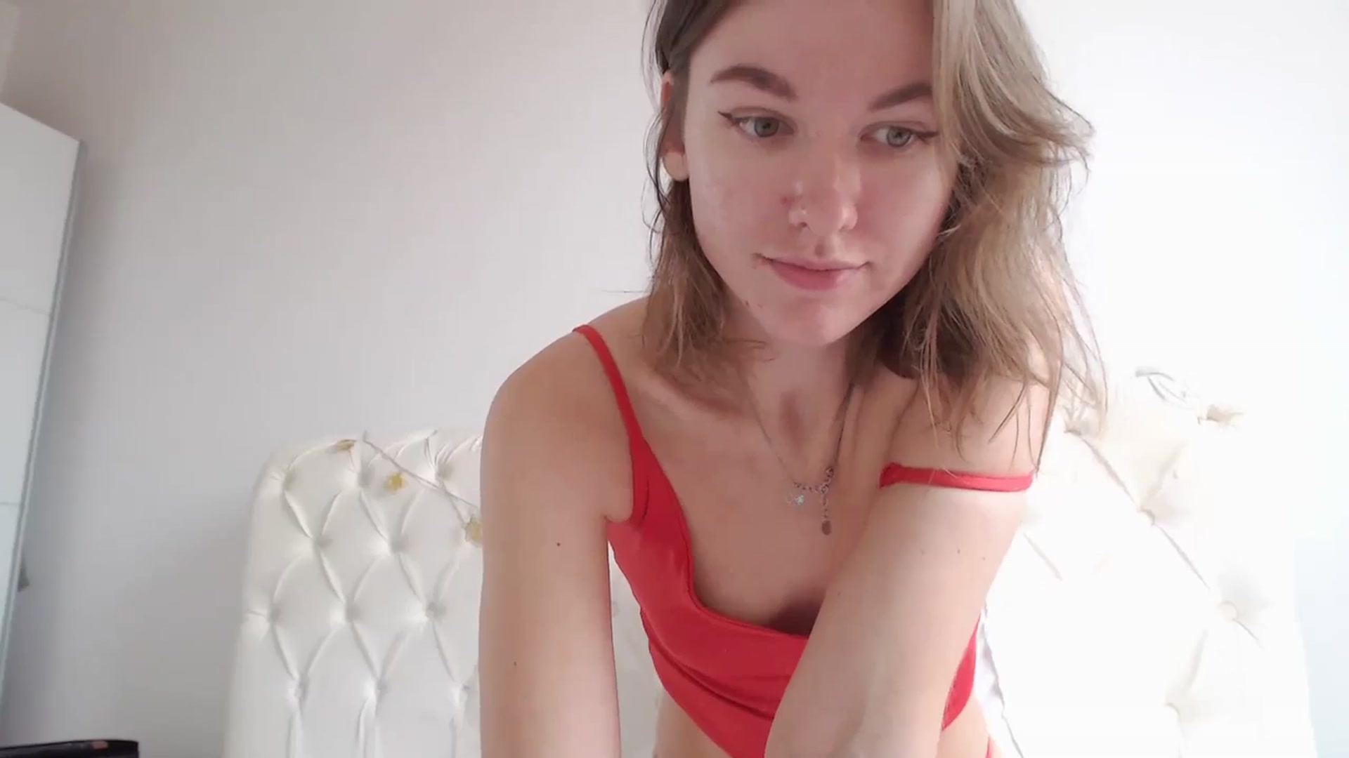 Gallery image thumbnail from Dreamloverrr's myfreecams stream on, 02/01/2024, 14:04 image 5 of 20