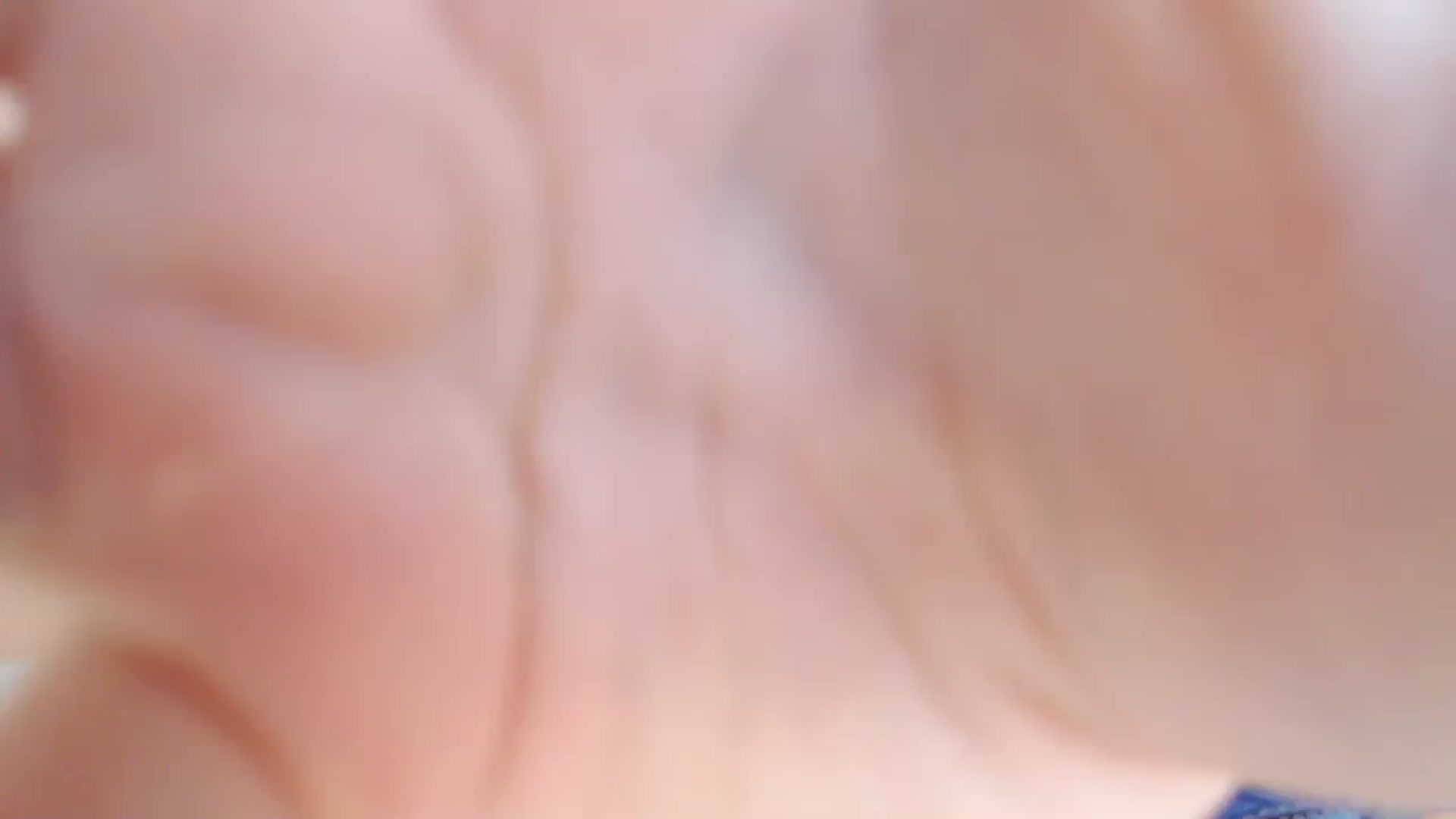 Gallery image thumbnail from Dreamloverrr's myfreecams stream on, 02/03/2024, 13:15 image 12 of 20