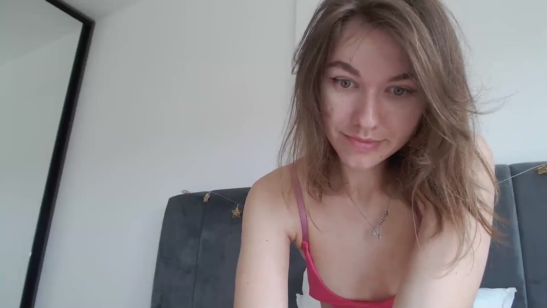 Gallery image thumbnail from Dreamloverrr's myfreecams stream on, 05/15/2024, 13:47 image 11 of 20
