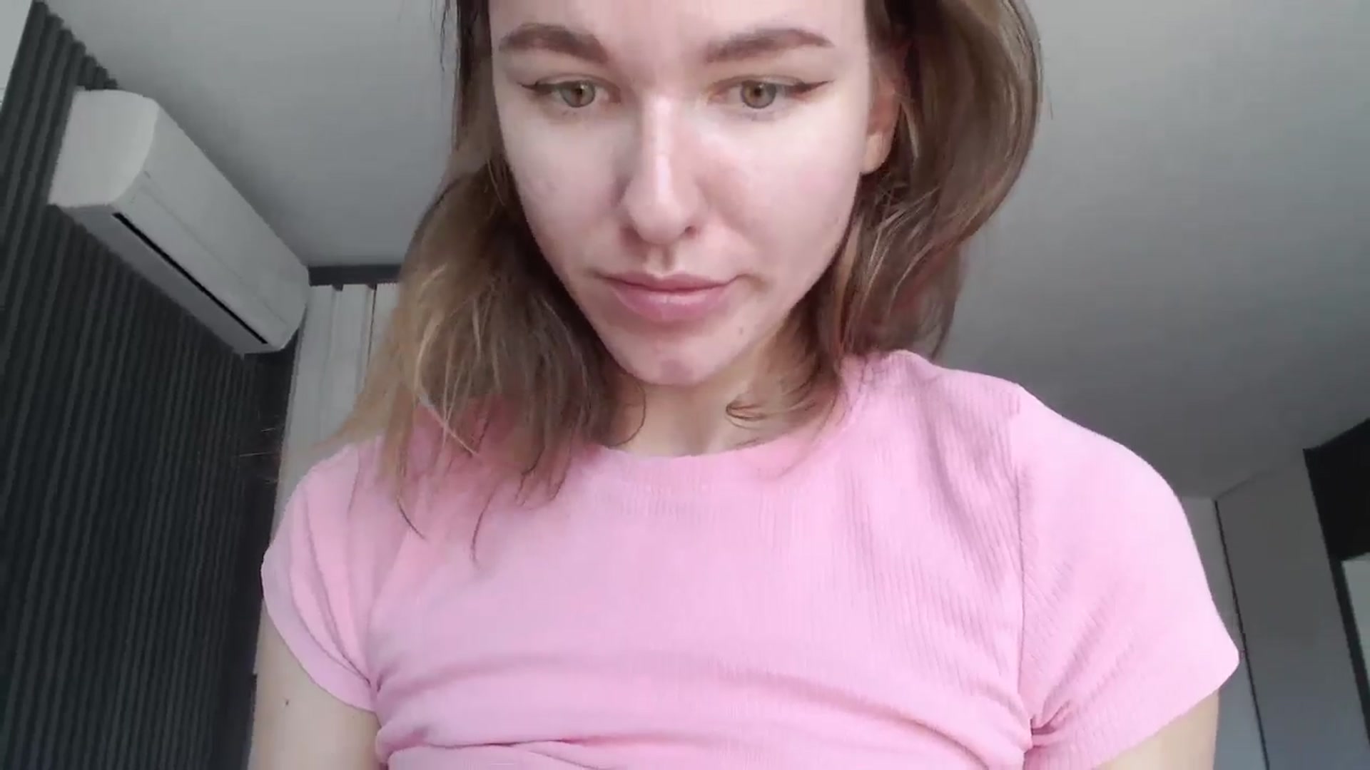 Gallery image thumbnail from Dreamloverrr's myfreecams stream on, 05/27/2024, 10:51 image 20 of 20