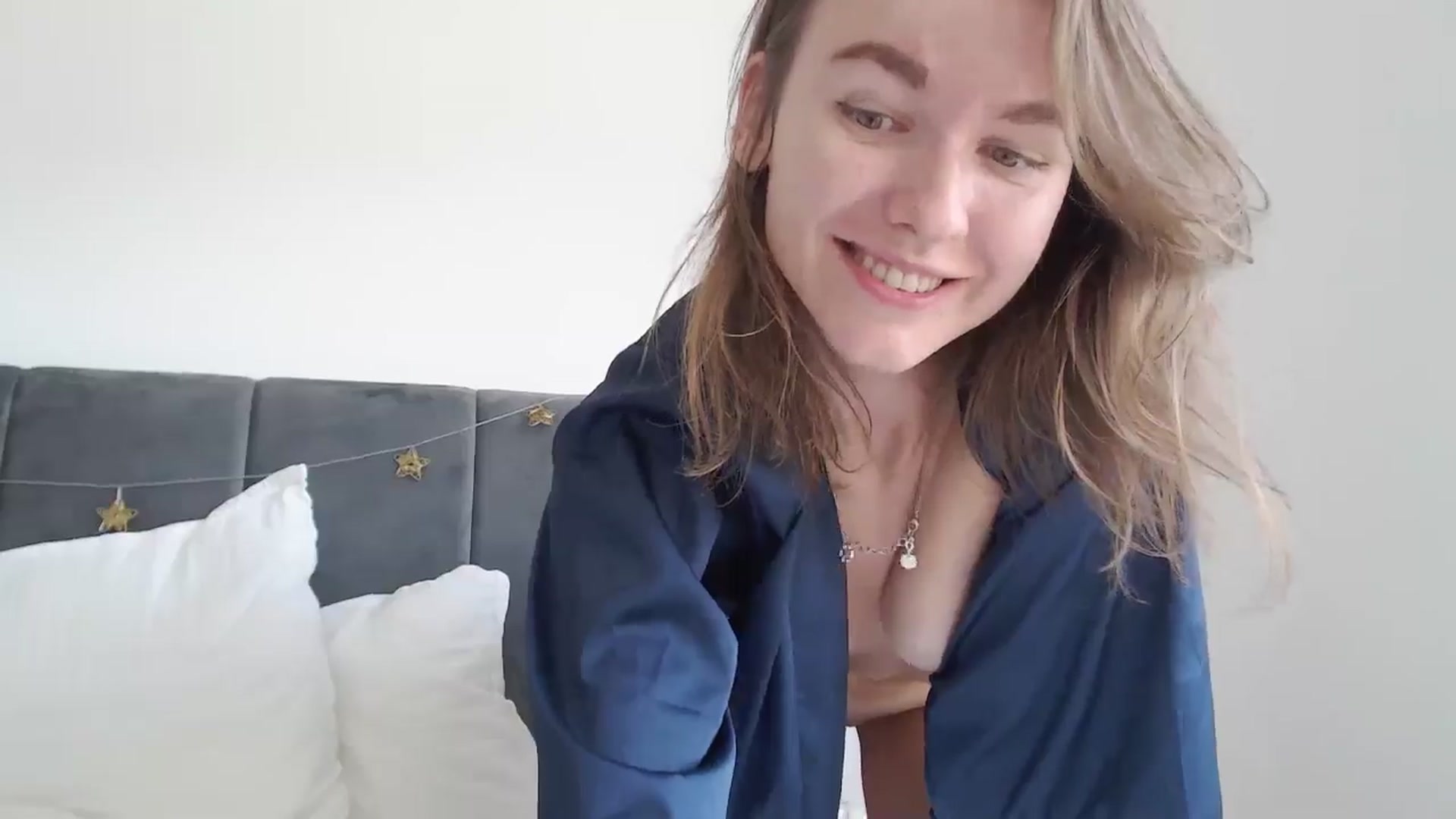 Gallery image thumbnail from Dreamloverrr's myfreecams stream on, 06/05/2024, 12:41 image 20 of 20