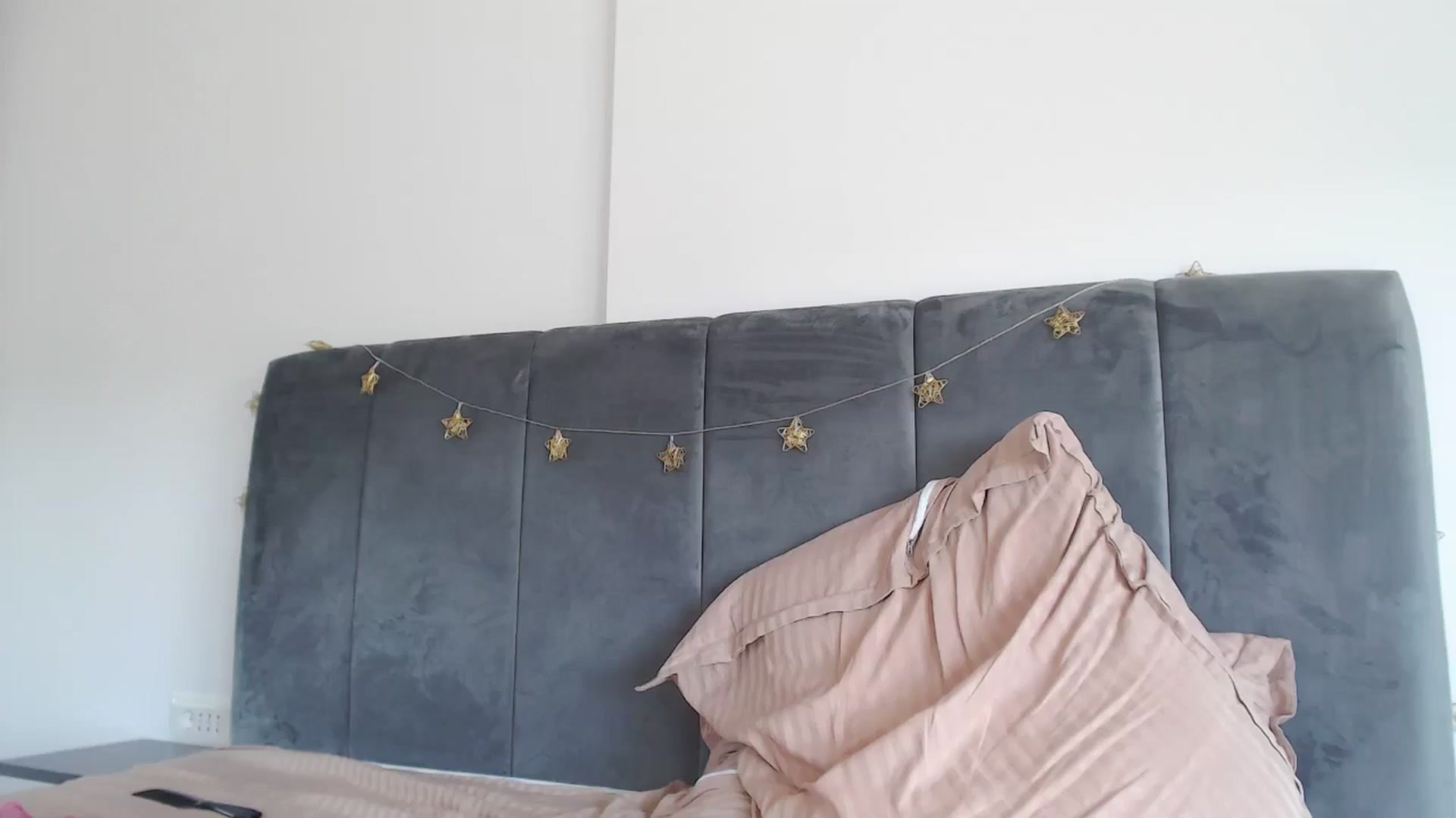 Gallery image thumbnail from Dreamloverrr's myfreecams stream on, 08/09/2024, 13:54 image 20 of 20