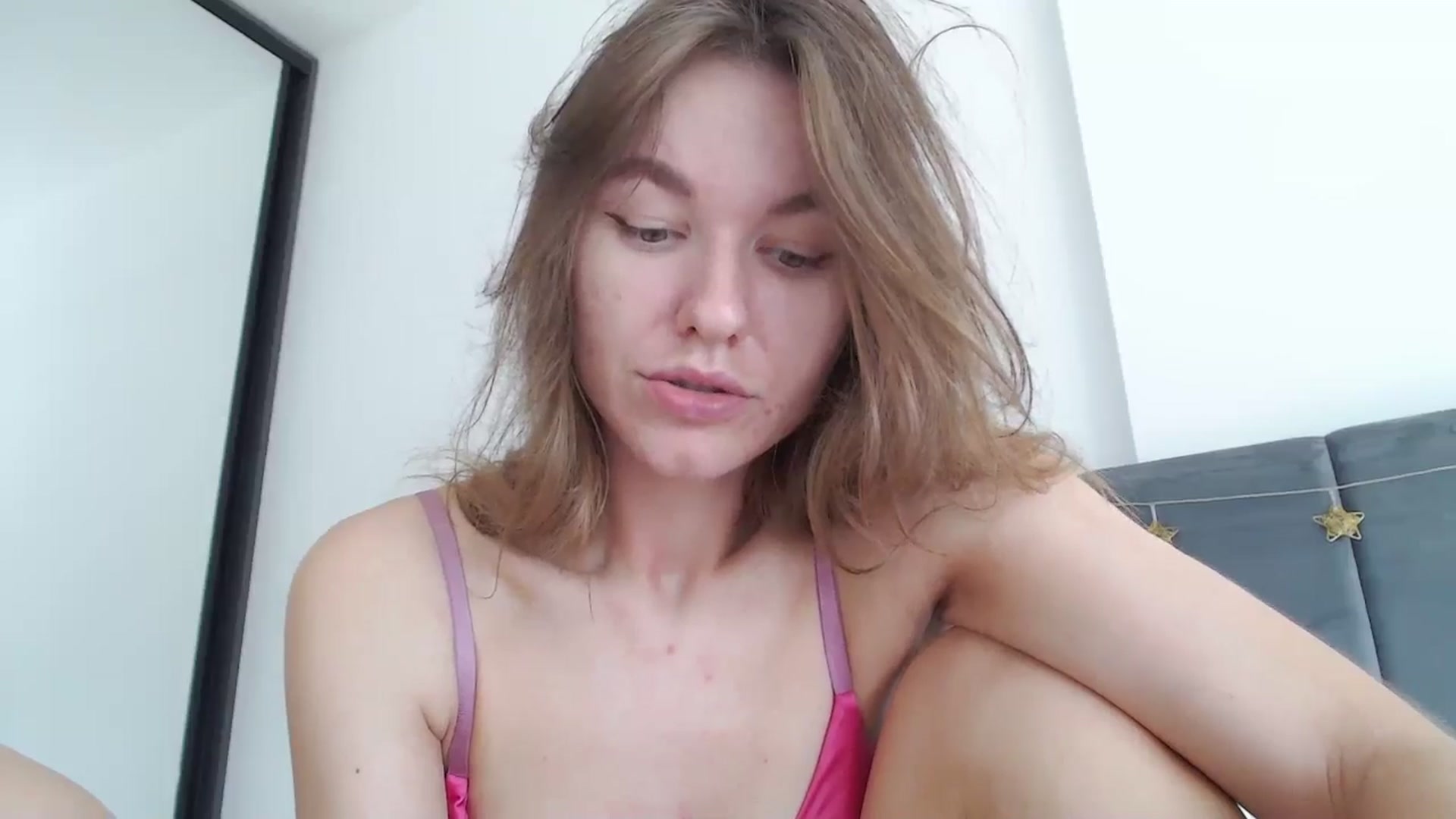 Gallery image thumbnail from Dreamloverrr's myfreecams stream on, 08/22/2024, 12:22 image 8 of 20
