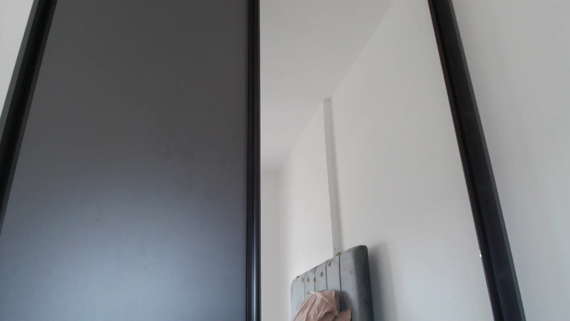 Gallery image thumbnail from Dreamloverrr's myfreecams stream on, 08/23/2024, 13:12 image 18 of 20