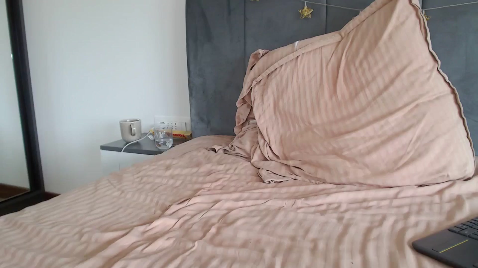 Gallery image thumbnail from Dreamloverrr's myfreecams stream on, 09/10/2024, 13:35 image 12 of 20