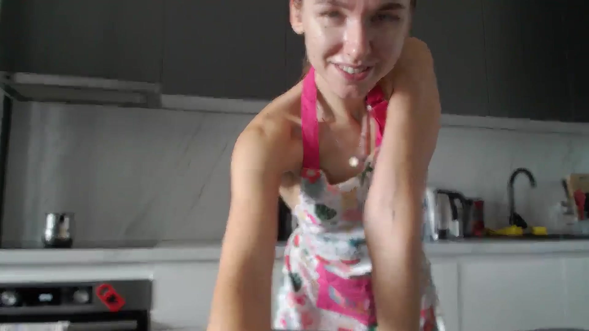 Gallery image thumbnail from Dreamloverrr's myfreecams stream on, 09/14/2024, 14:21 image 6 of 20