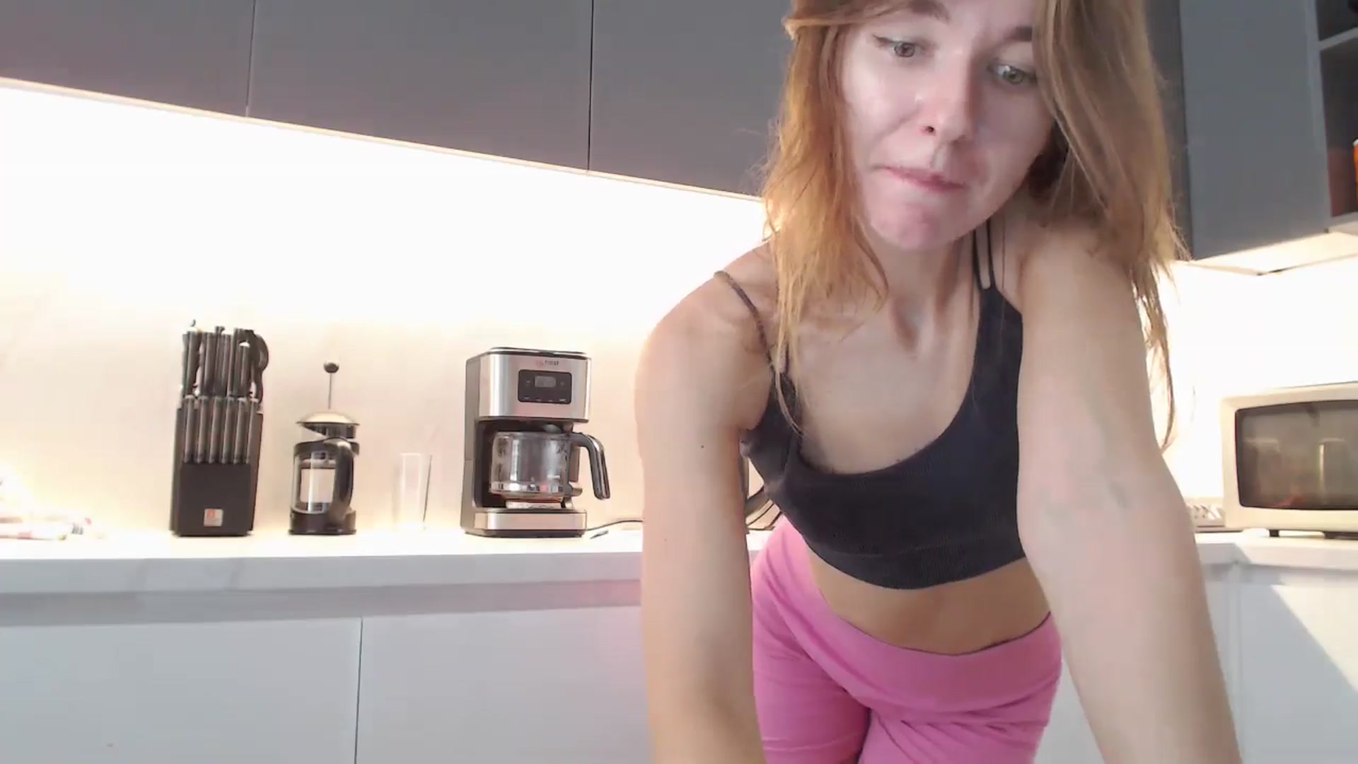 Gallery image thumbnail from Dreamloverrr's myfreecams stream on, 09/27/2024, 13:59 image 14 of 20