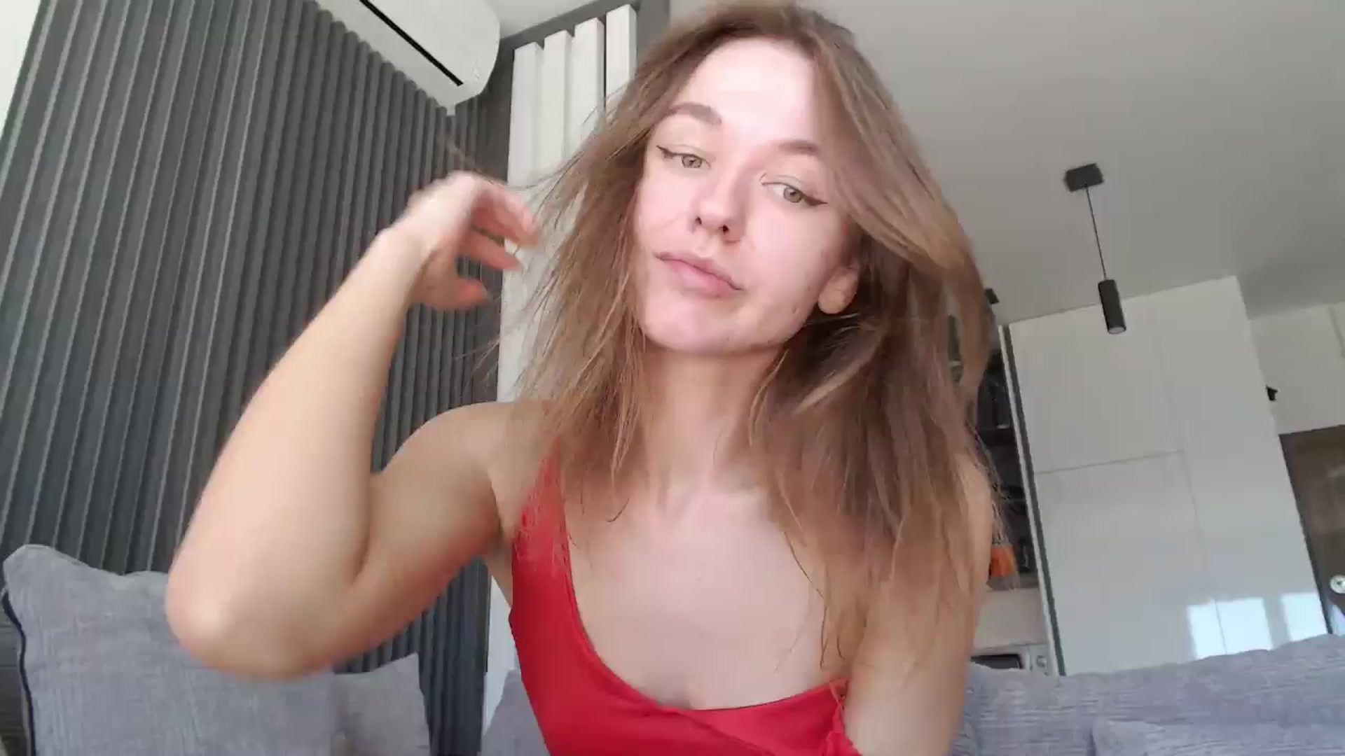 Gallery image thumbnail from Dreamloverrr's myfreecams stream on, 09/30/2024, 11:41 image 8 of 20