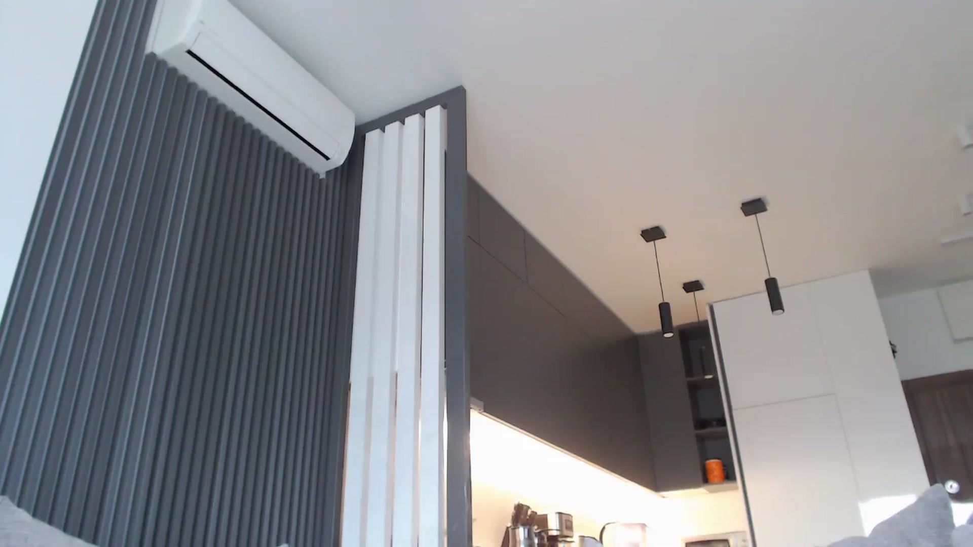 Gallery image thumbnail from Dreamloverrr's myfreecams stream on, 10/17/2024, 13:59 image 18 of 20