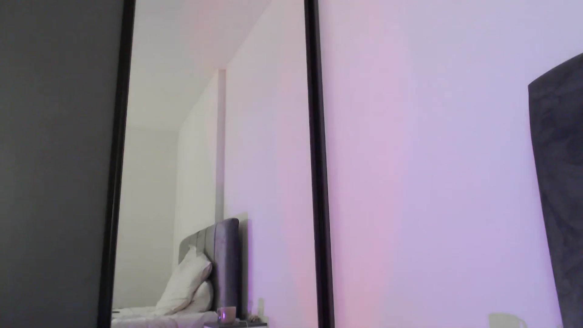 Gallery image thumbnail from Dreamloverrr's myfreecams stream on, 12/01/2024, 15:42 image 19 of 20