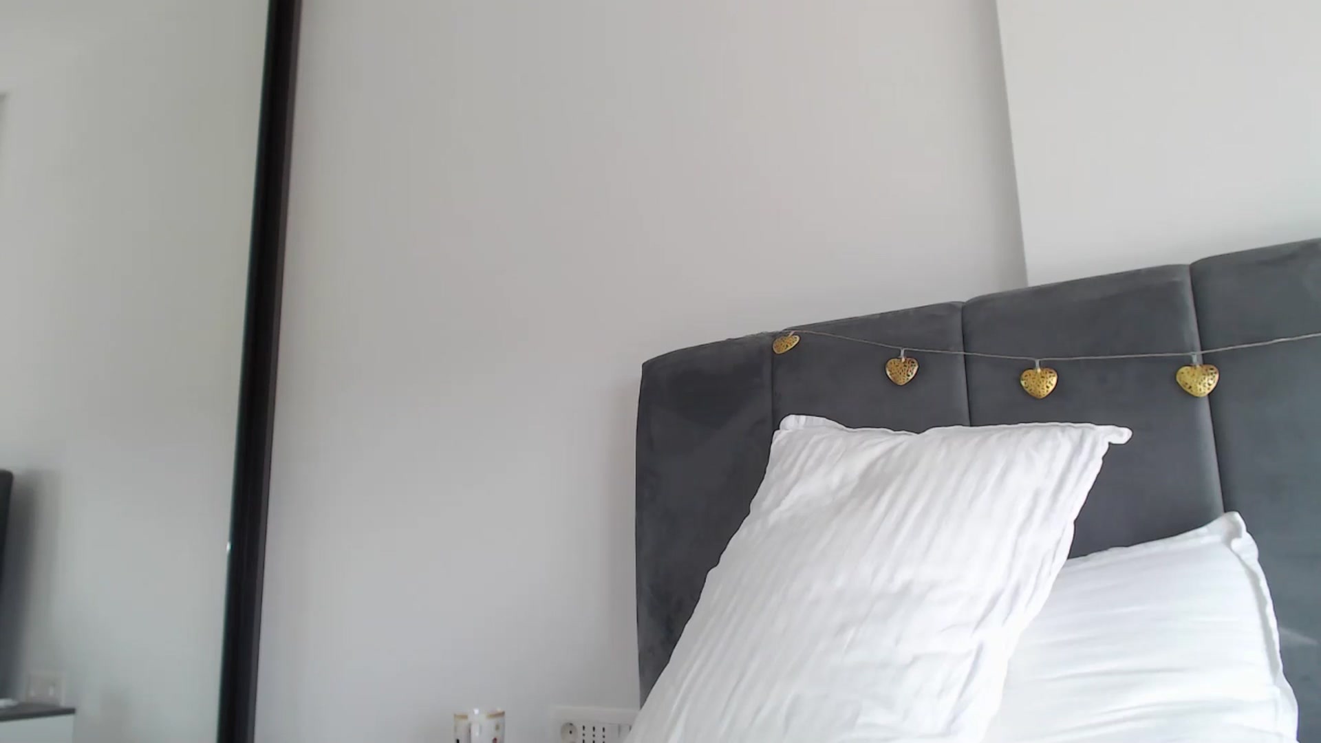 Gallery image thumbnail from Dreamloverrr's myfreecams stream on, 01/15/2025, 12:58 image 19 of 20