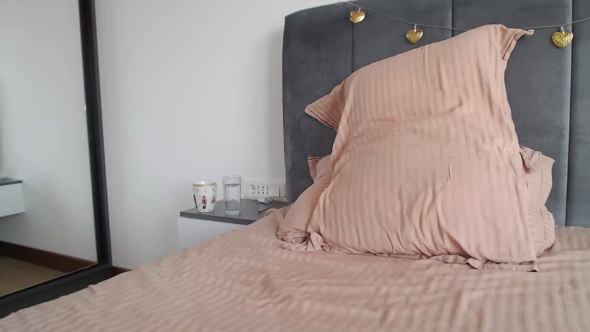 Gallery image thumbnail from Dreamloverrr's myfreecams stream on, 01/26/2025, 14:43 image 5 of 20