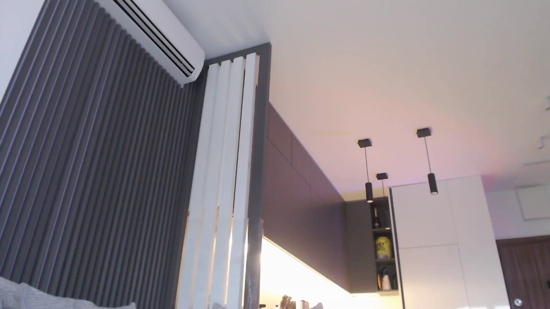 Gallery image thumbnail from Dreamloverrr's myfreecams stream on, 01/30/2025, 15:45 image 8 of 20