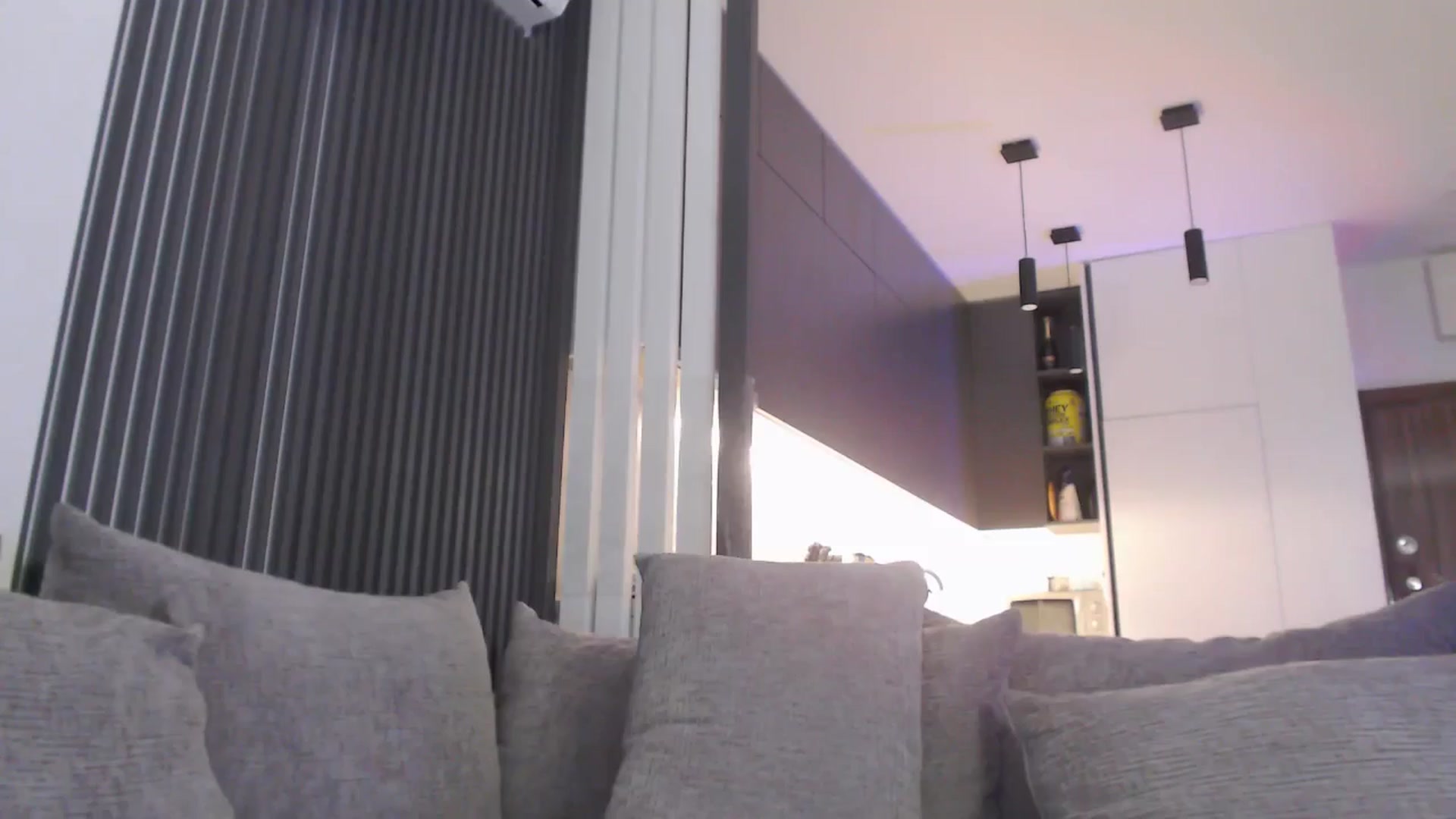 Gallery image thumbnail from Dreamloverrr's myfreecams stream on, 01/30/2025, 16:33 image 1 of 20
