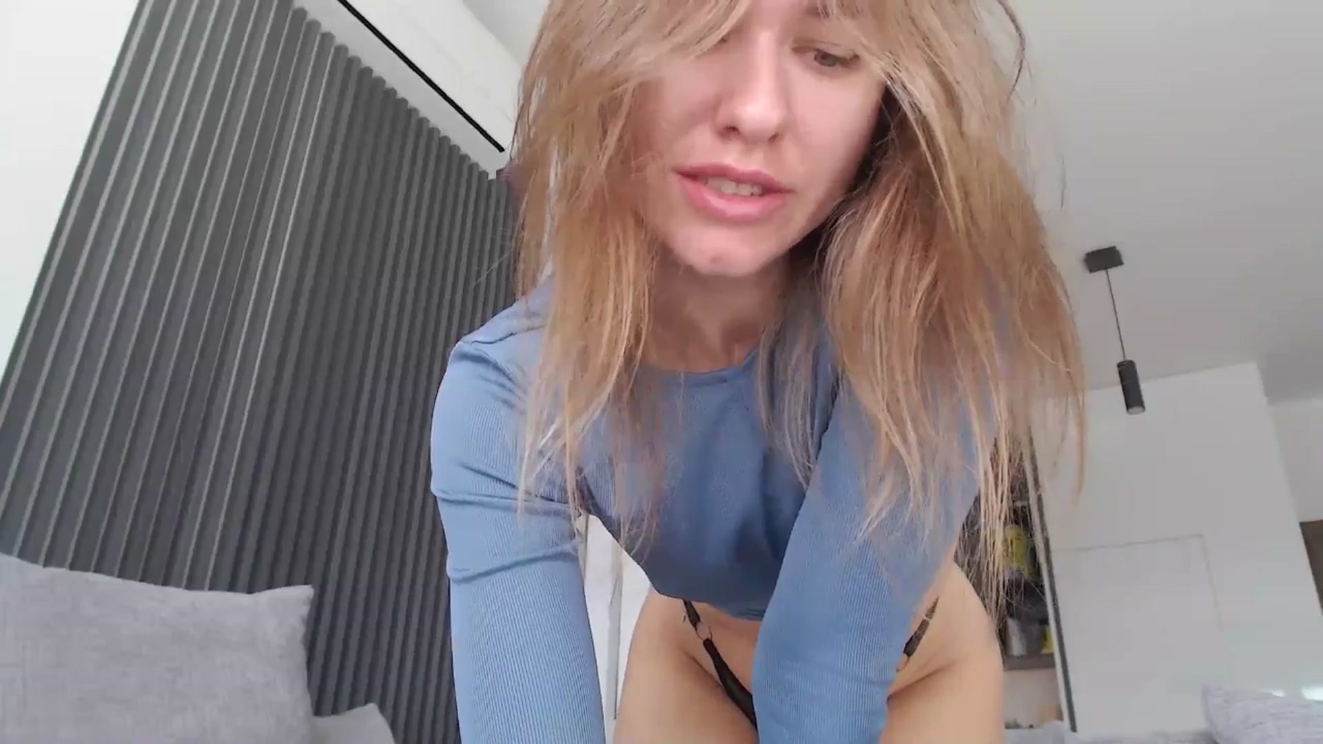 Gallery image thumbnail from Dreamloverrr's myfreecams stream on, 02/01/2025, 12:54 image 15 of 20