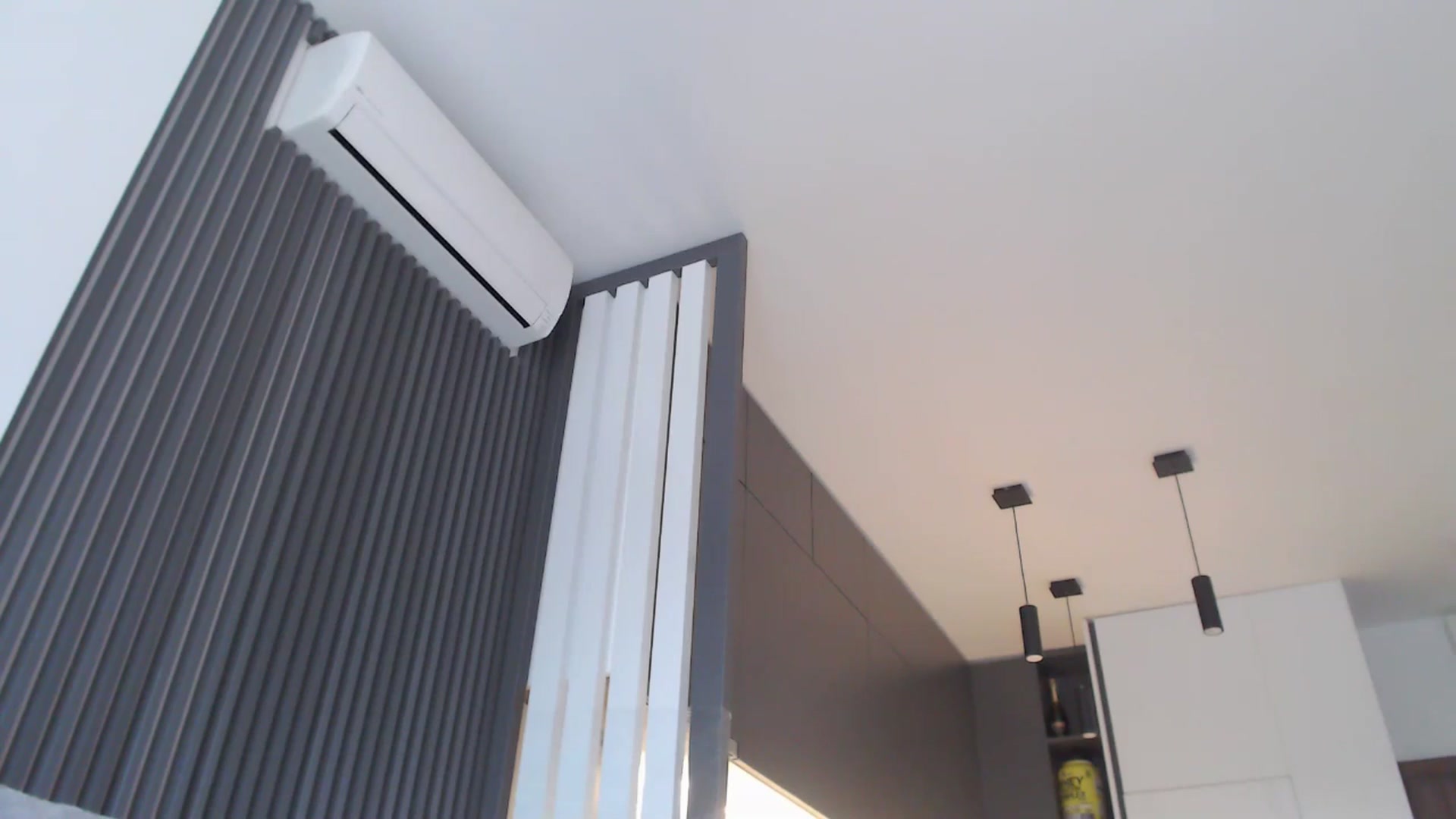 Gallery image thumbnail from Dreamloverrr's myfreecams stream on, 02/01/2025, 15:25 image 19 of 20