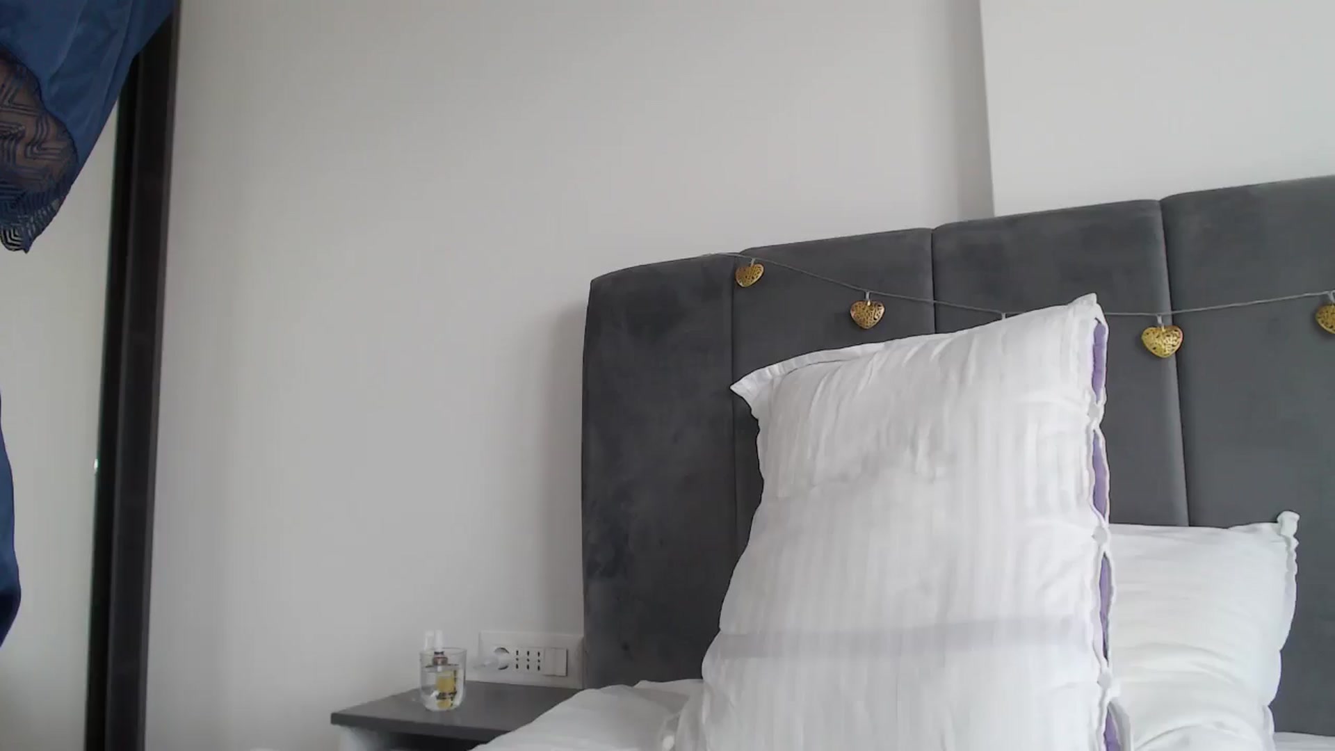 Gallery image thumbnail from Dreamloverrr's myfreecams stream on, 02/11/2025, 12:21 image 1 of 20