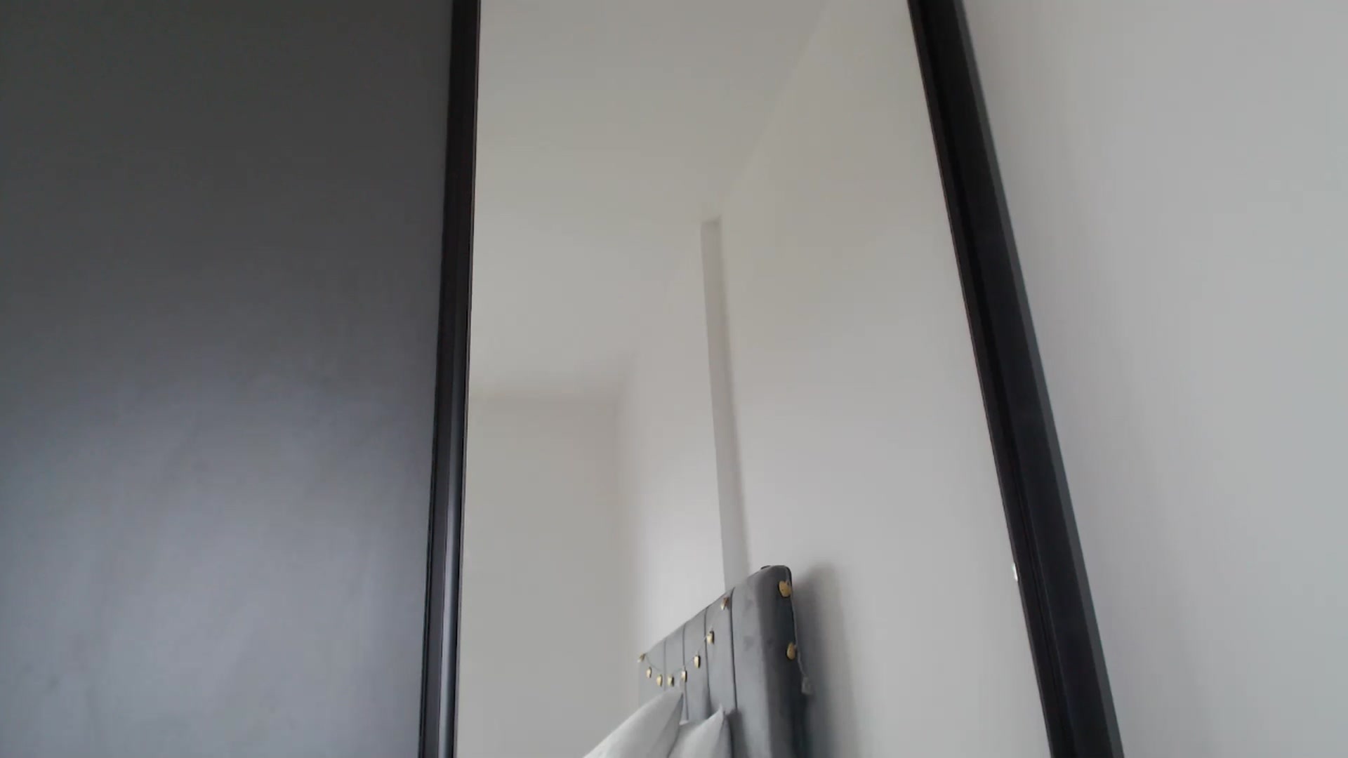 Gallery image thumbnail from Dreamloverrr's myfreecams stream on, 03/12/2025, 15:22 image 1 of 20