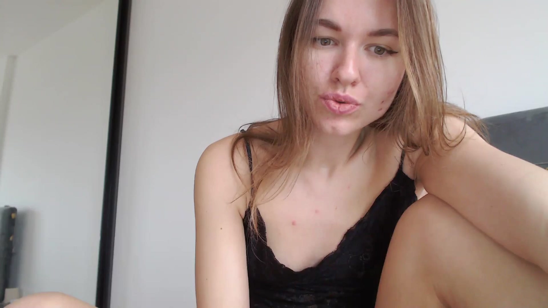 Gallery image thumbnail from Dreamloverrr's myfreecams stream on, 04/17/2025, 13:53 image 19 of 20