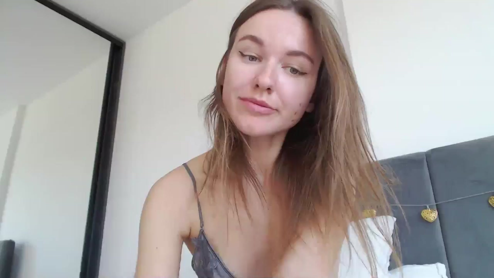Gallery image thumbnail from Dreamloverrr's myfreecams stream on, 04/29/2025, 12:26 image 20 of 20
