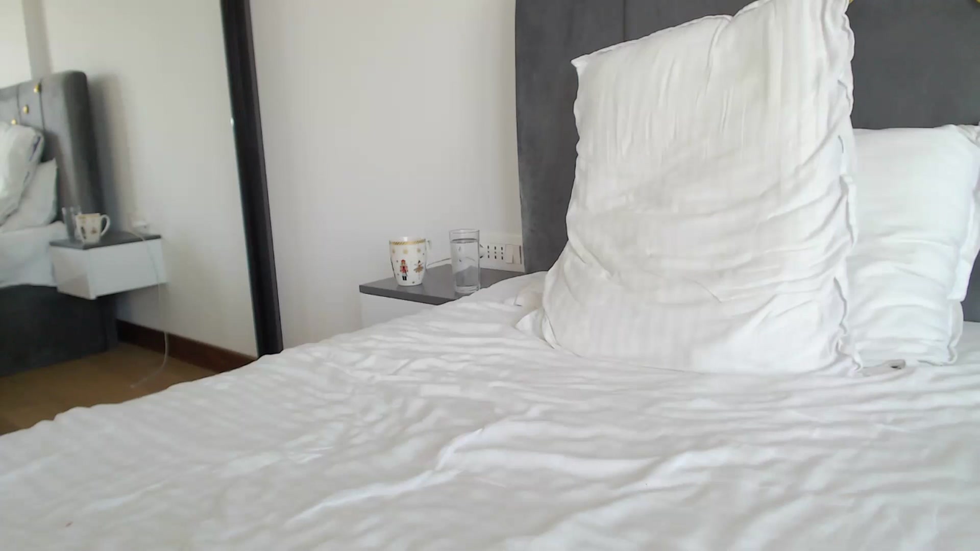 Gallery image thumbnail from Dreamloverrr's myfreecams stream on, 06/14/2025, 15:59 image 8 of 20