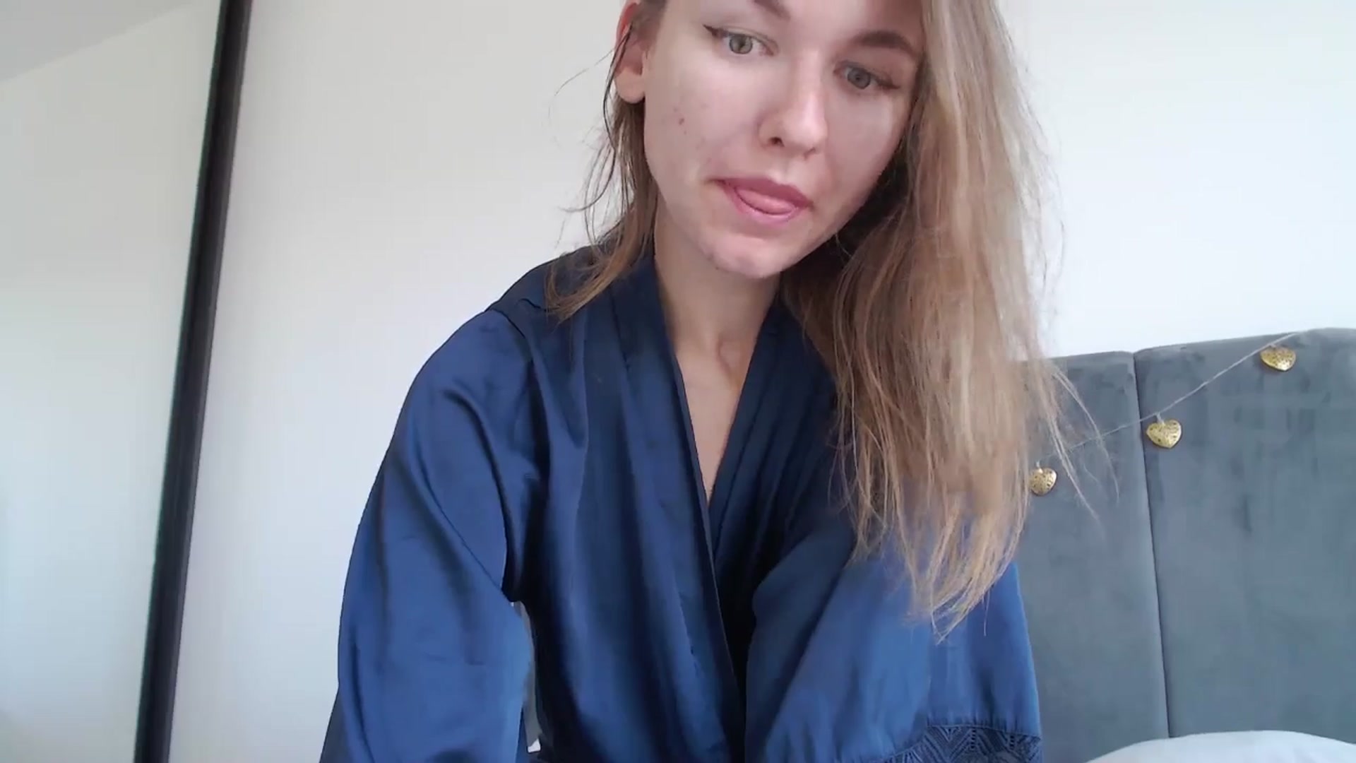 Gallery image thumbnail from Dreamloverrr's myfreecams stream on, 06/29/2025, 16:17 image 18 of 20