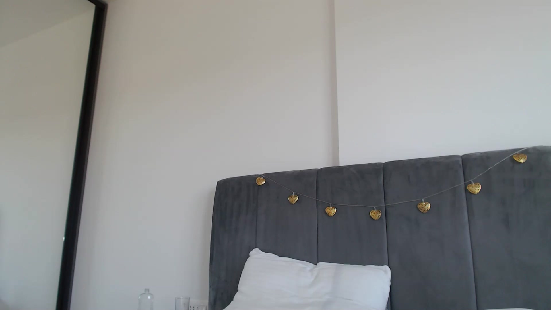 Gallery image thumbnail from Dreamloverrr's myfreecams stream on, 06/29/2025, 16:17 image 19 of 20