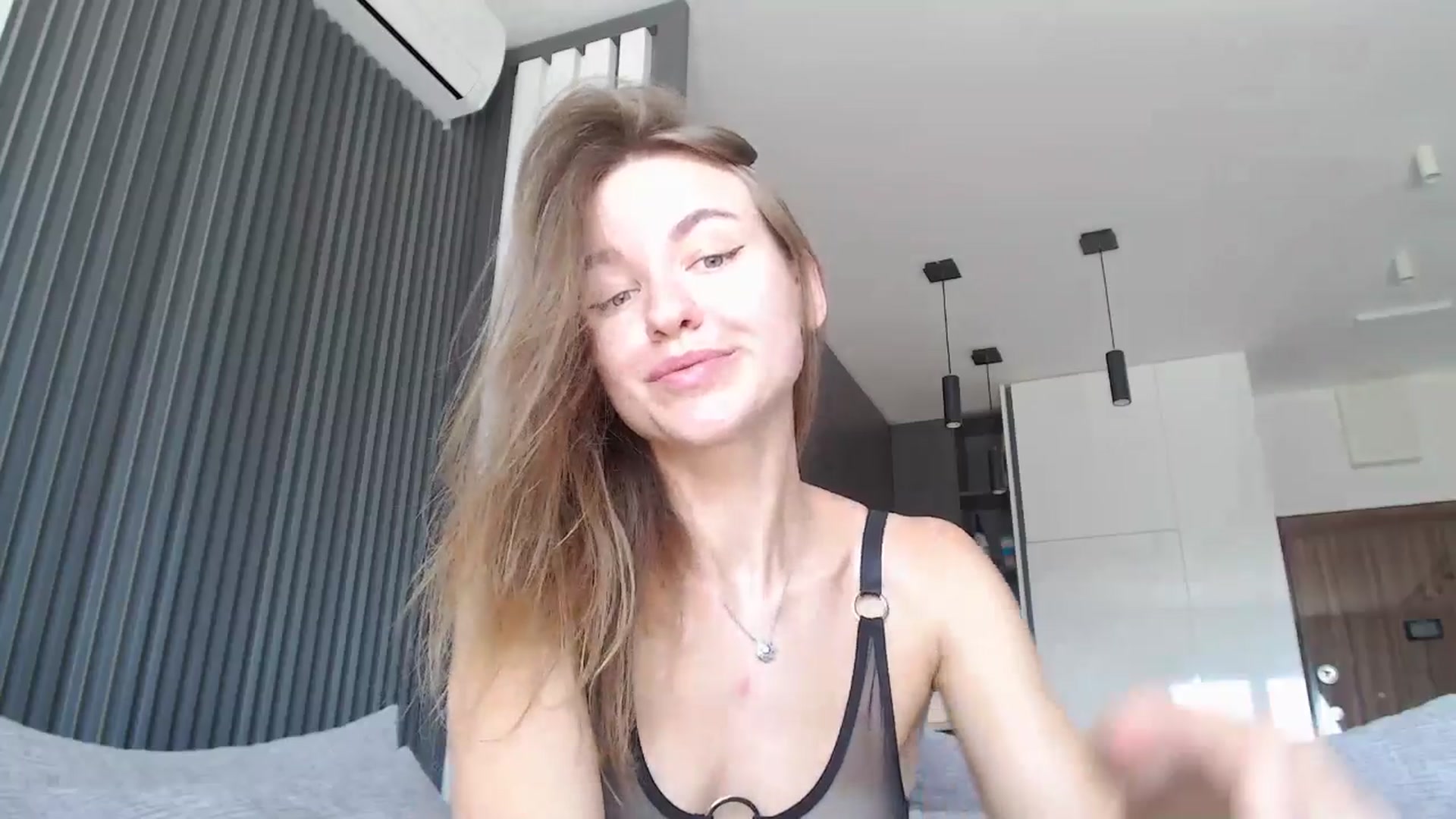 Gallery image thumbnail from DreamyK's myfreecams stream on, 08/06/2025, 10:01 image 5 of 20