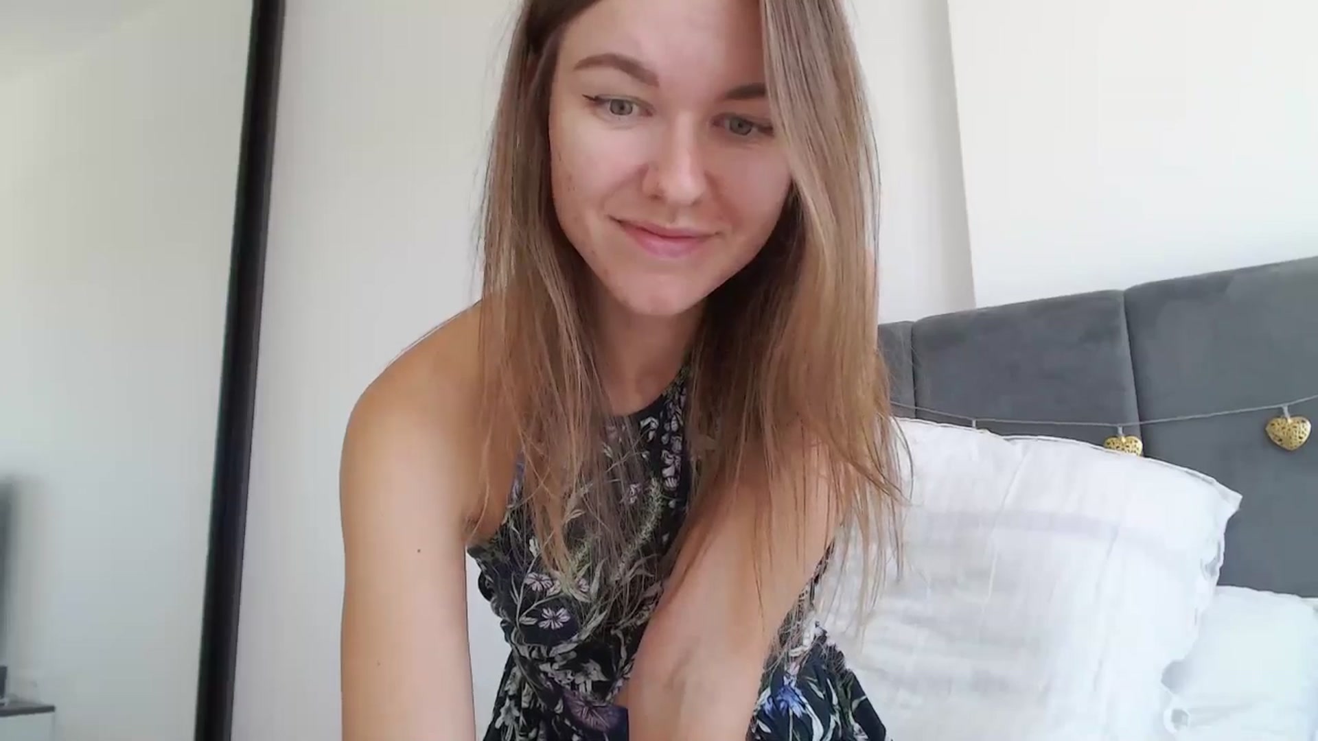 Gallery image thumbnail from DreamyK's myfreecams stream on, 08/10/2025, 11:47 image 2 of 20