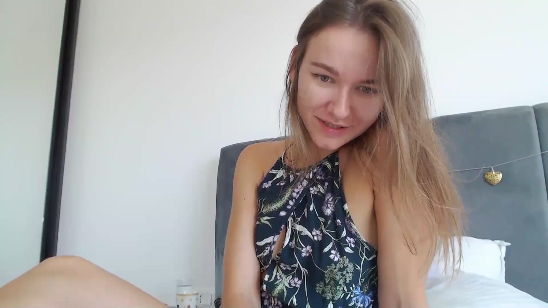 Gallery image thumbnail from DreamyK's myfreecams stream on, 08/10/2025, 12:41 image 15 of 20