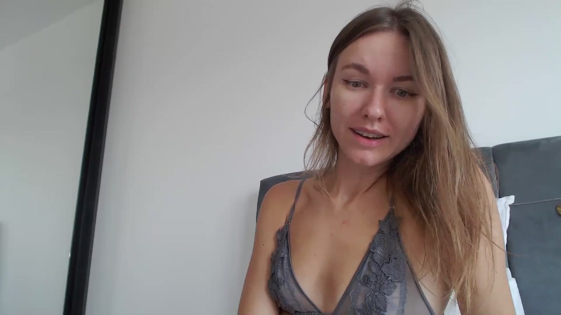 Gallery image thumbnail from DreamyK's myfreecams stream on, 08/11/2025, 14:52 image 4 of 20
