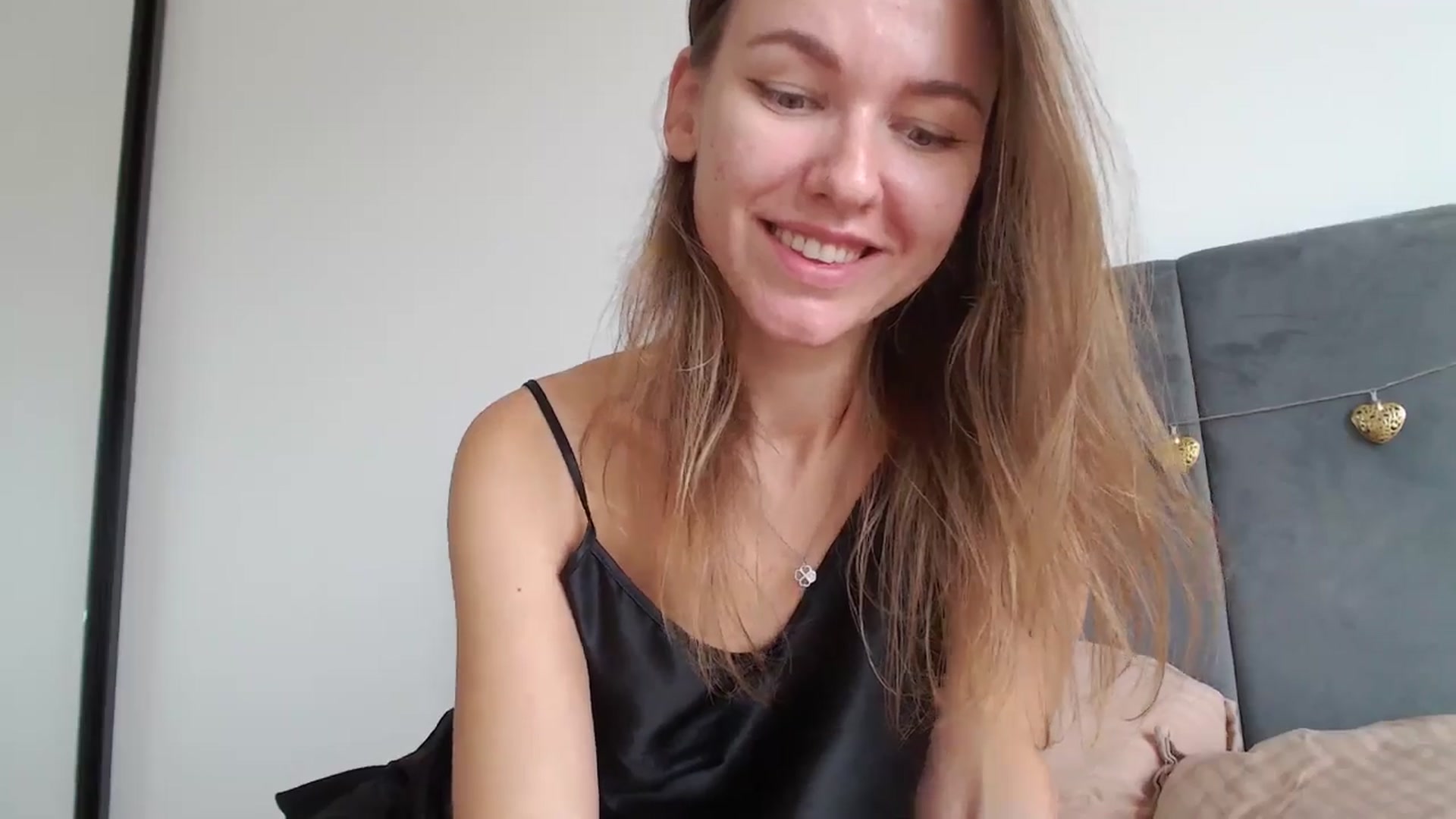 Gallery image thumbnail from DreamyK's myfreecams stream on, 08/15/2025, 14:01 image 19 of 20
