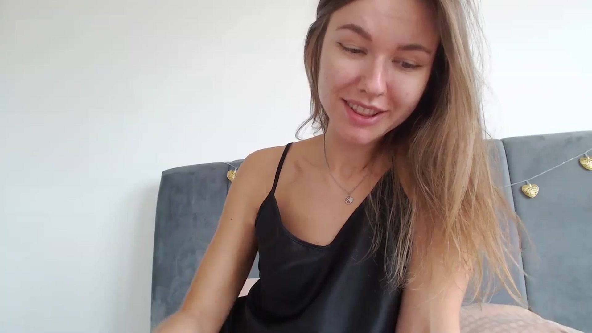 Gallery image thumbnail from DreamyK's myfreecams stream on, 08/15/2025, 14:01 image 9 of 20