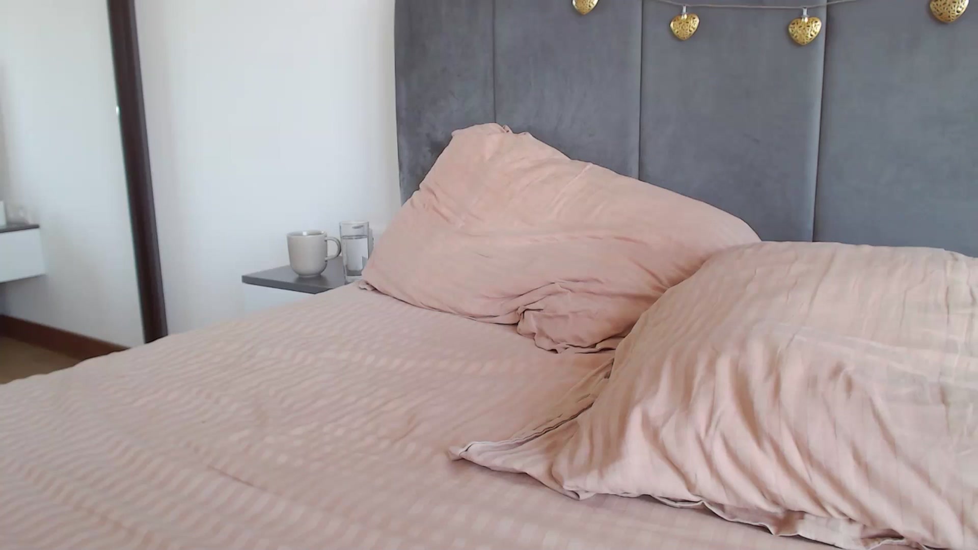 Gallery image thumbnail from DreamyK's myfreecams stream on, 08/24/2025, 13:04 image 17 of 20