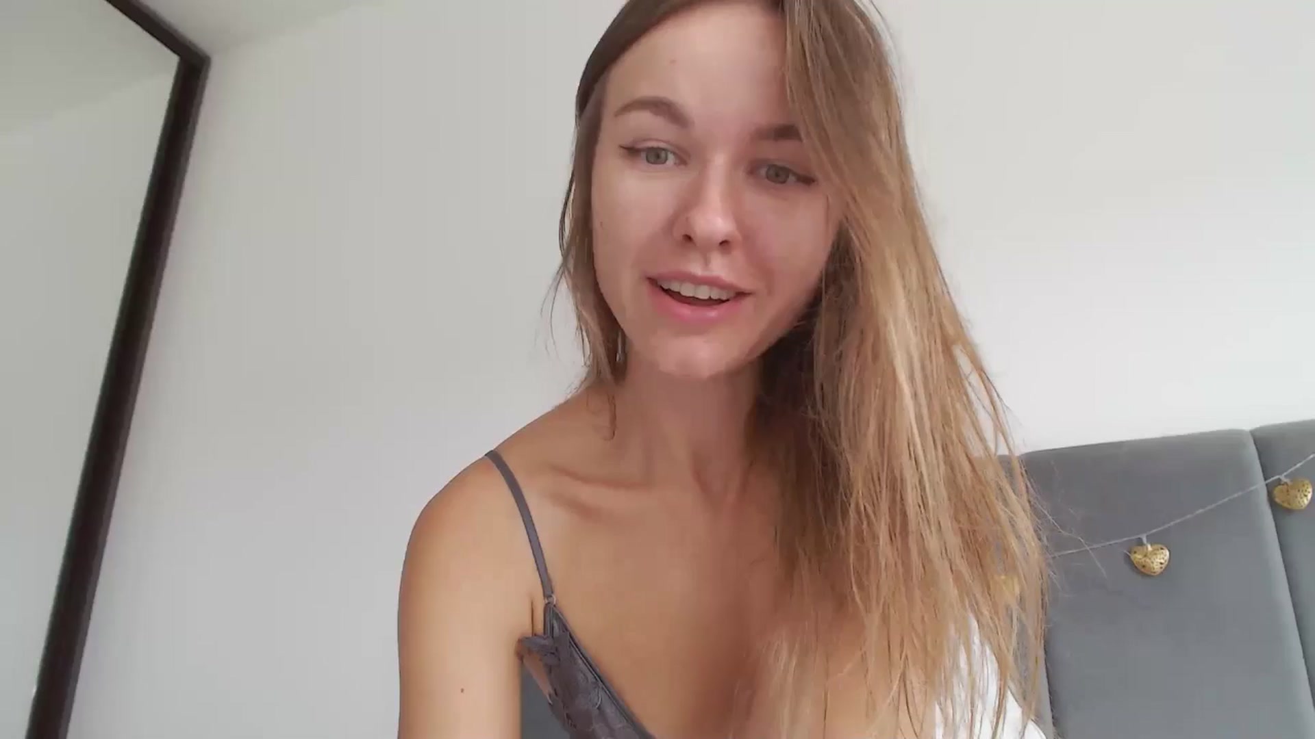 Gallery image thumbnail from DreamyK's myfreecams stream on, 09/26/2025, 13:38 image 1 of 20