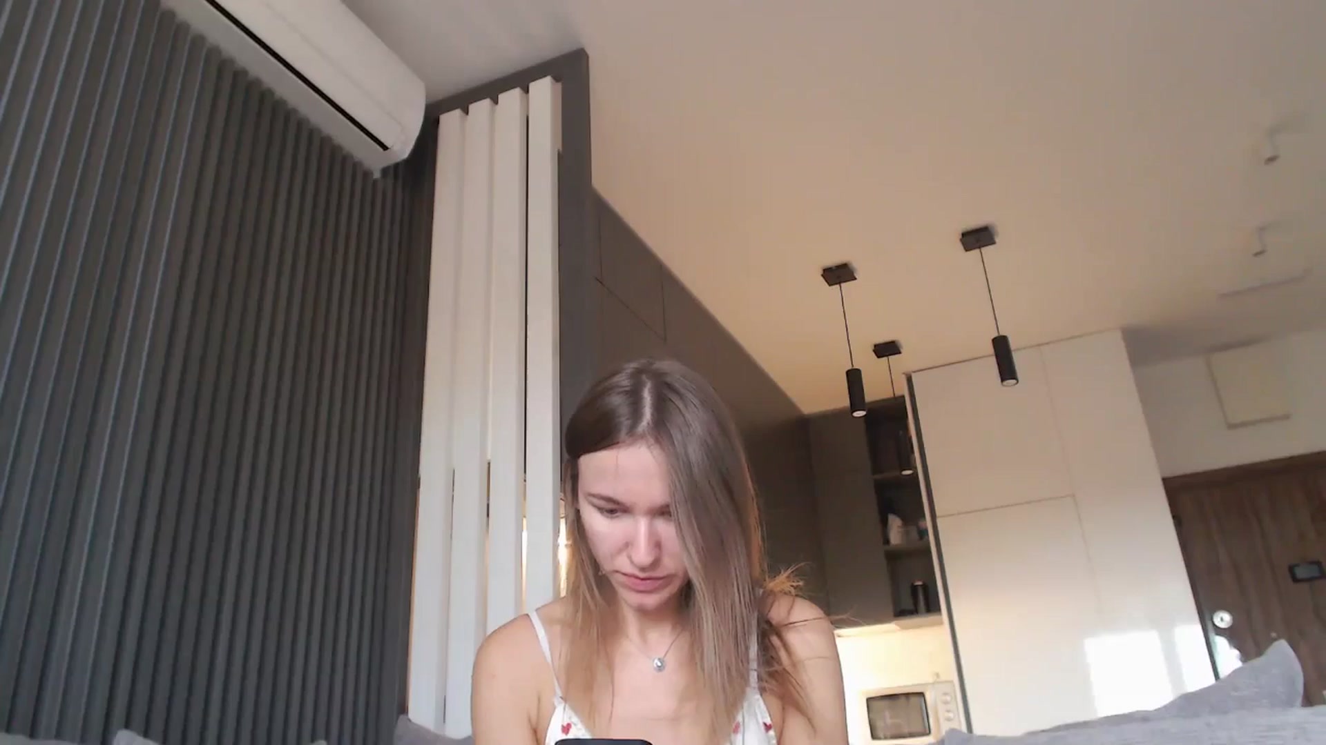 Gallery image thumbnail from DreamyK's myfreecams stream on, 10/04/2025, 15:54 image 19 of 20