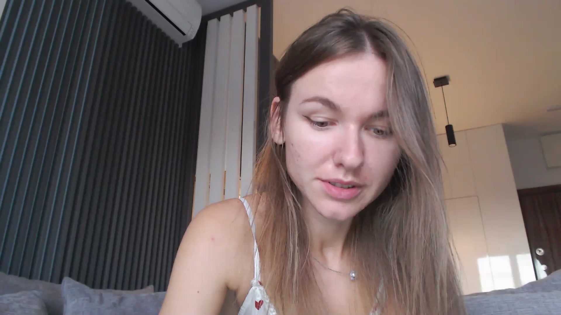 Gallery image thumbnail from DreamyK's myfreecams stream on, 10/04/2025, 16:15 image 11 of 20
