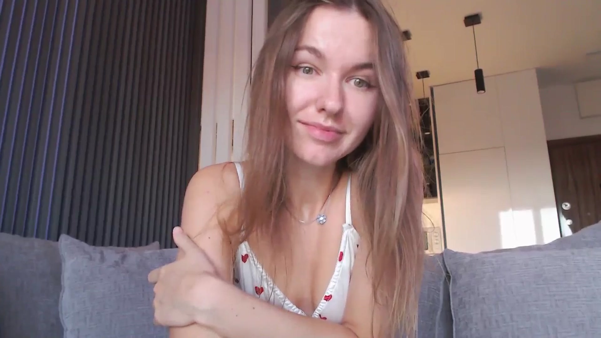 Gallery image thumbnail from DreamyK's myfreecams stream on, 10/04/2025, 16:15 image 3 of 20