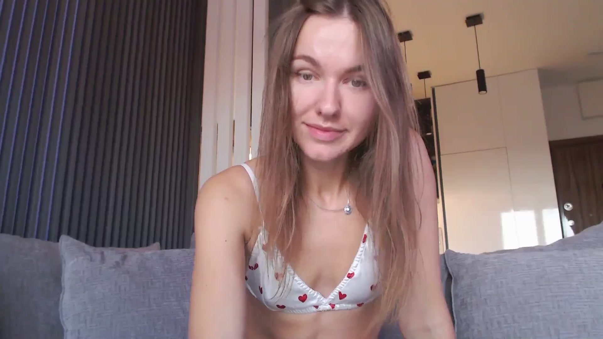 Gallery image thumbnail from DreamyK's myfreecams stream on, 10/04/2025, 16:15 image 2 of 20