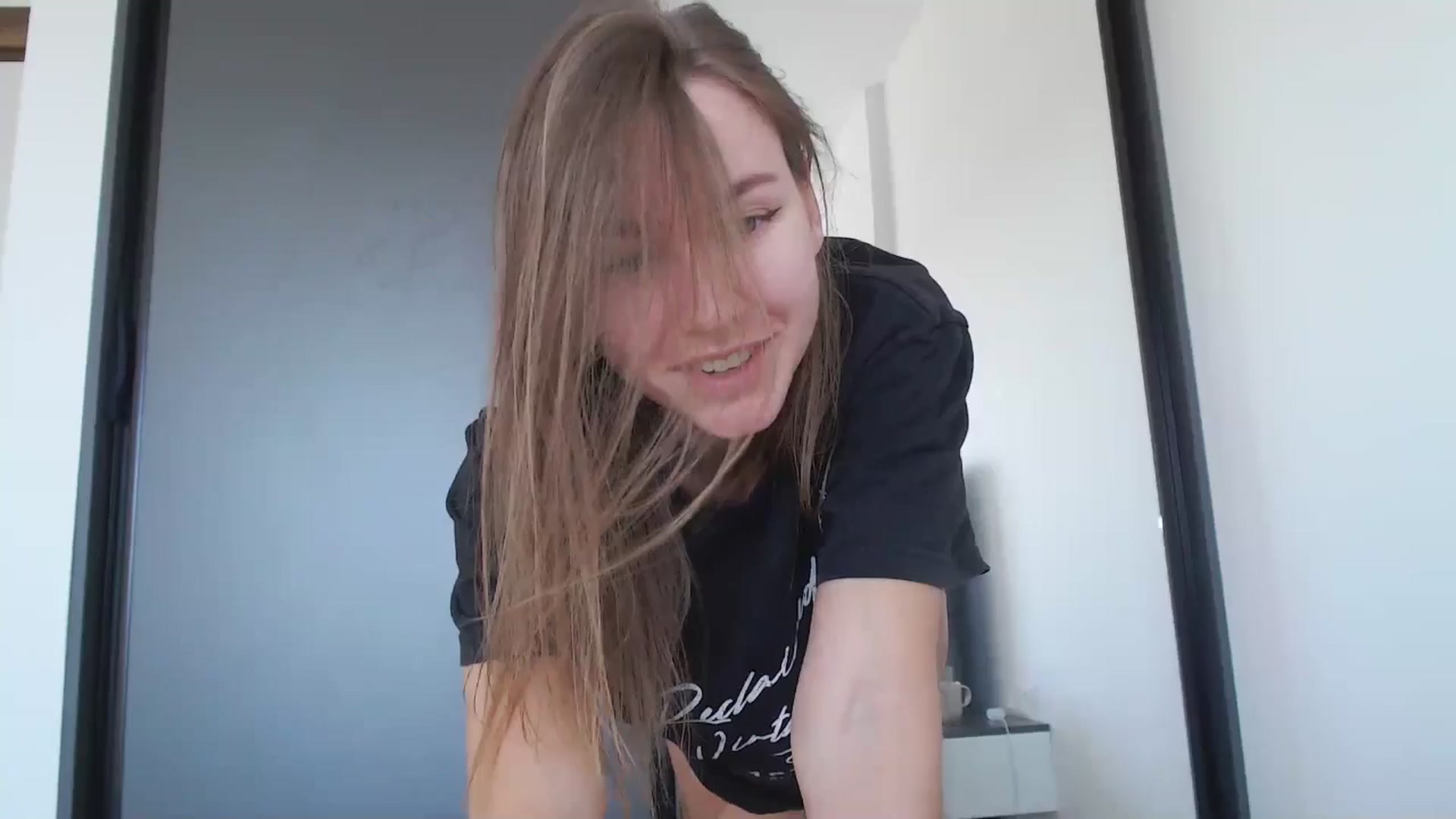 Gallery image thumbnail from DreamyK's myfreecams stream on, 10/07/2025, 14:41 image 16 of 20