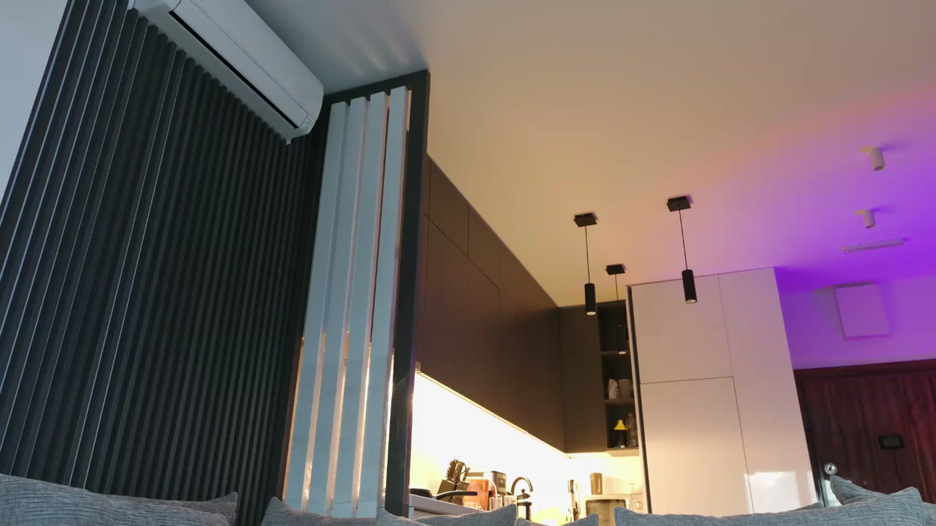 Gallery image thumbnail from DreamyK's myfreecams stream on, 11/08/2025, 15:40 image 5 of 20