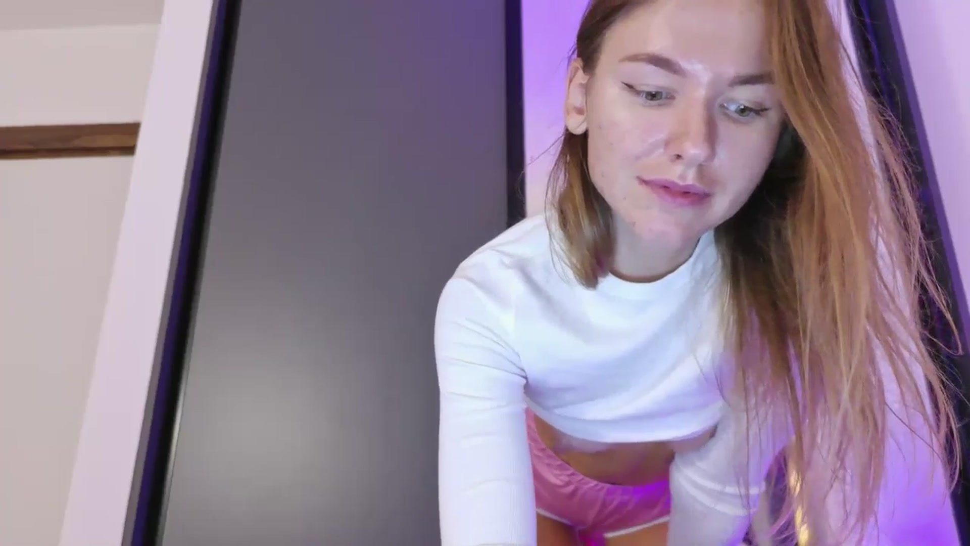 Gallery image thumbnail from DreamyK's myfreecams stream on, 11/09/2025, 16:45 image 7 of 20