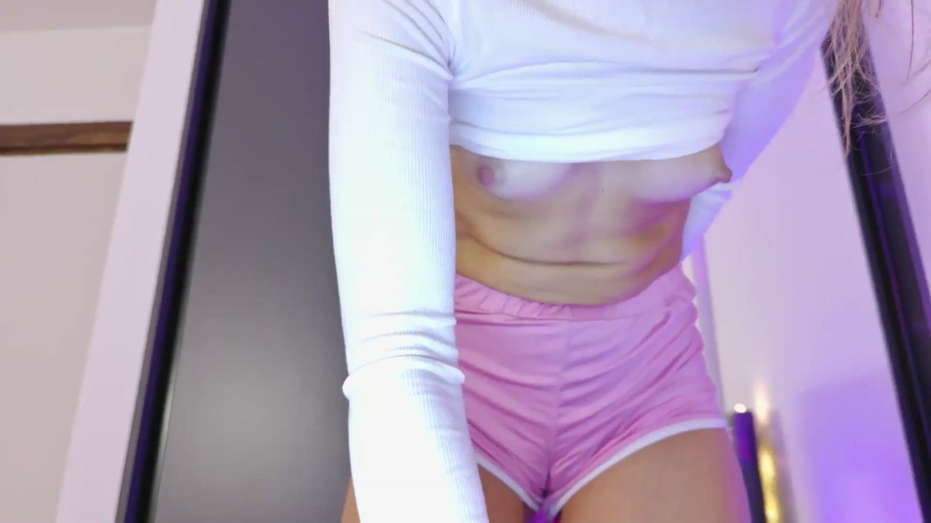 Gallery image thumbnail from DreamyK's myfreecams stream on, 11/09/2025, 16:45 image 10 of 20